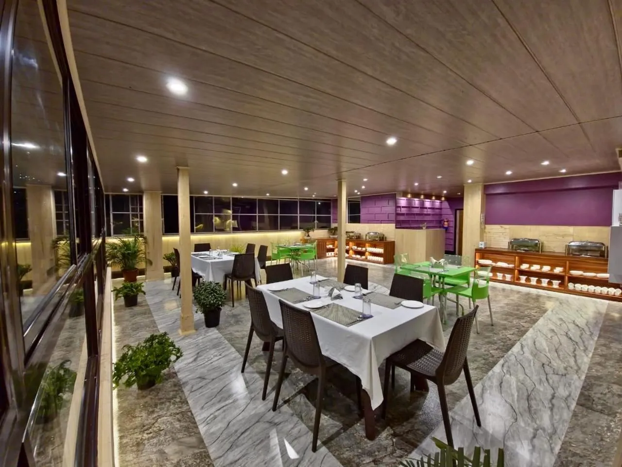 Restaurant/places to eat in Mount Bashera Boutique Hotel