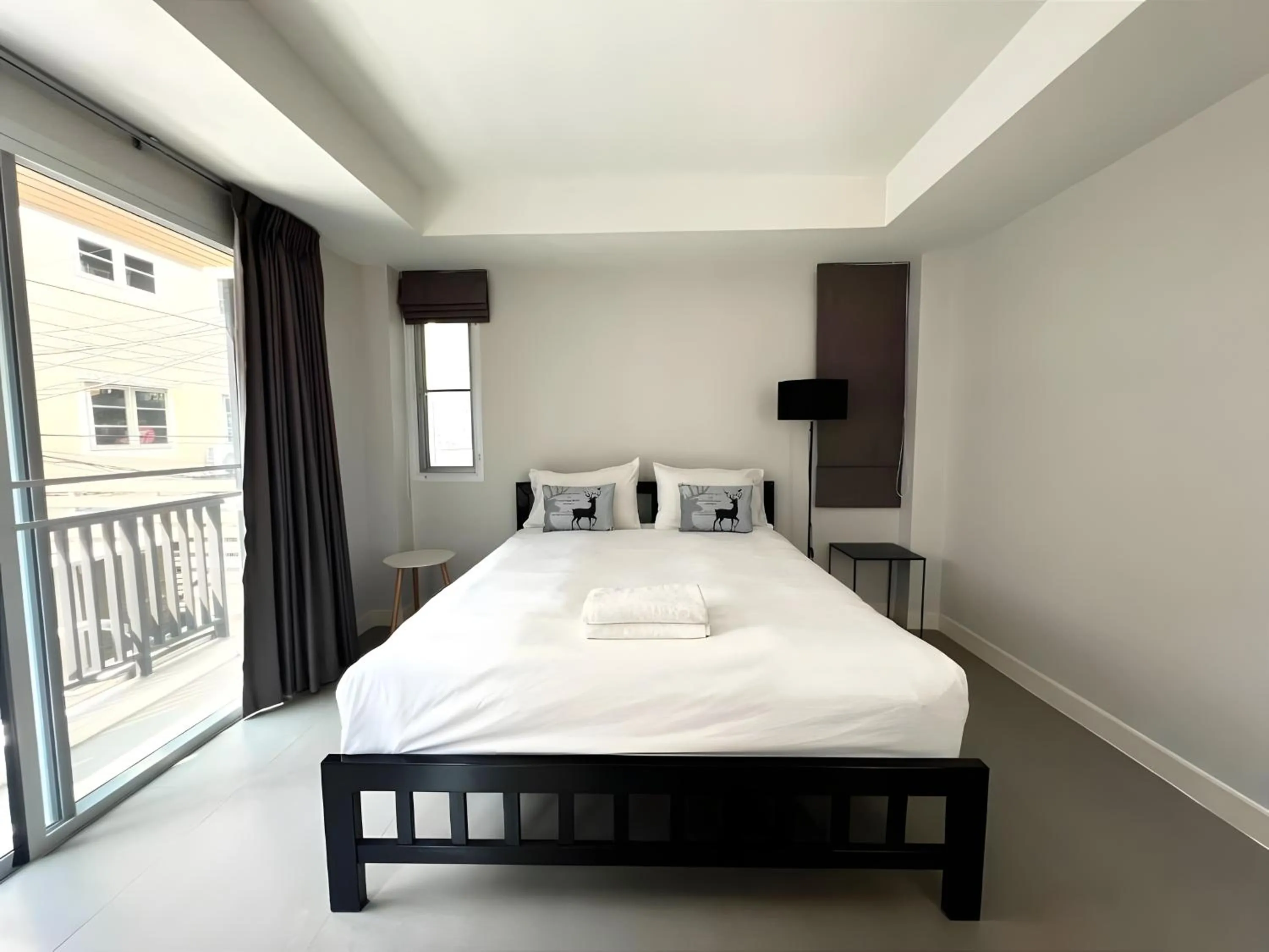 Bed in XX Mitr Inn The Grand Palace Bangkok - Mrt Samyot Station