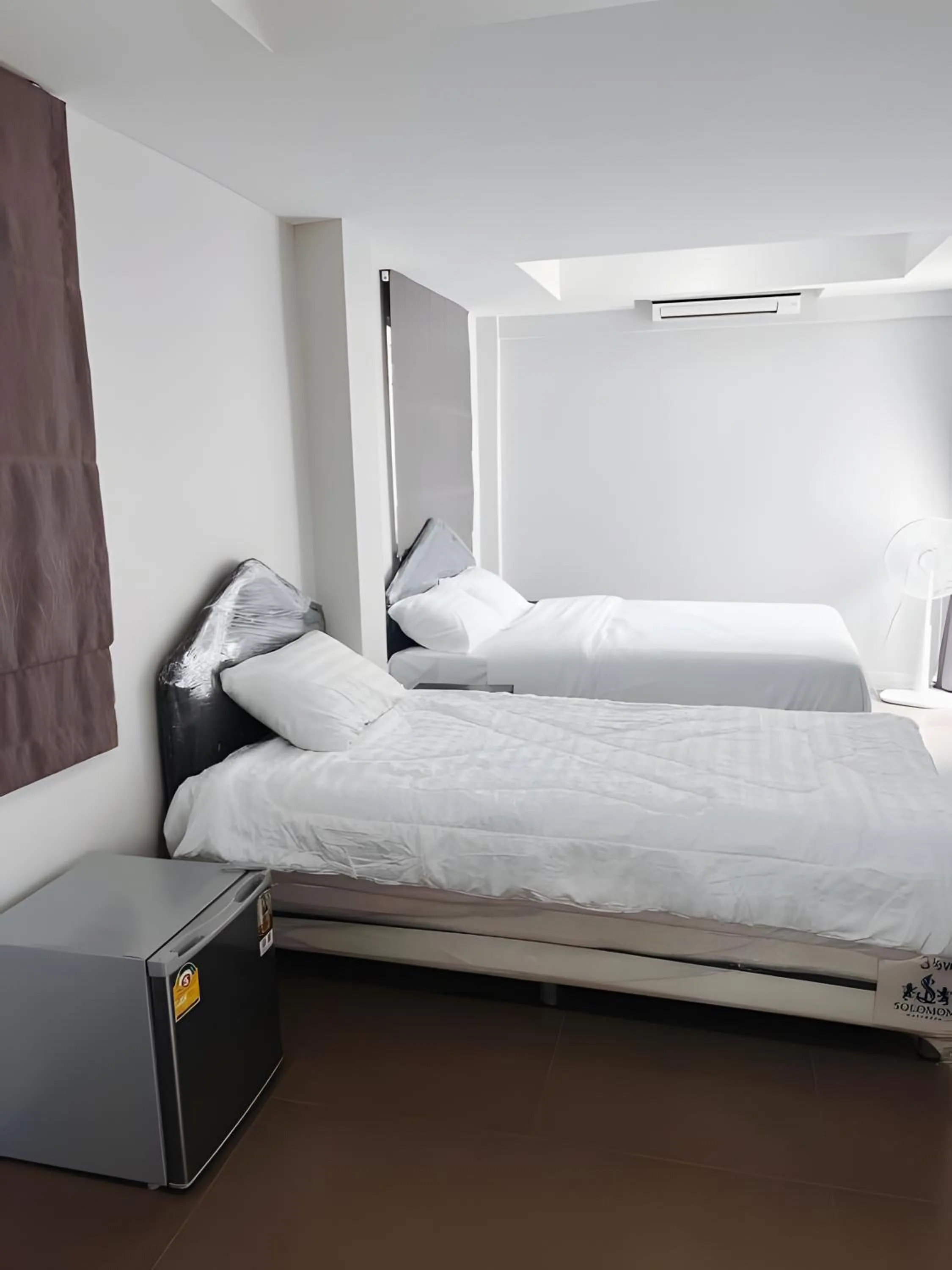 Bed in XX Mitr Inn The Grand Palace Bangkok - Mrt Samyot Station