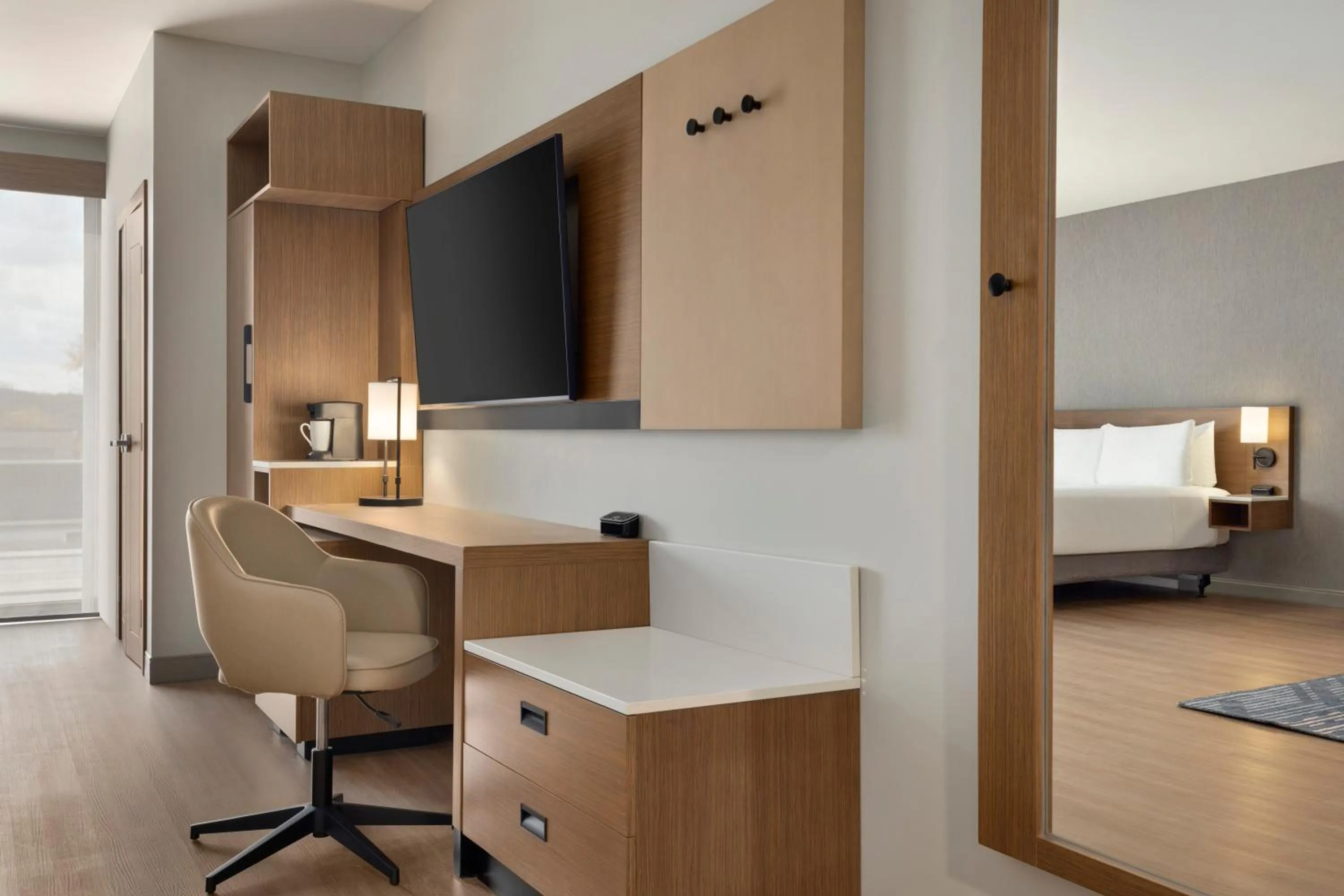 TV and multimedia, Bed in Hyatt Place Windsor