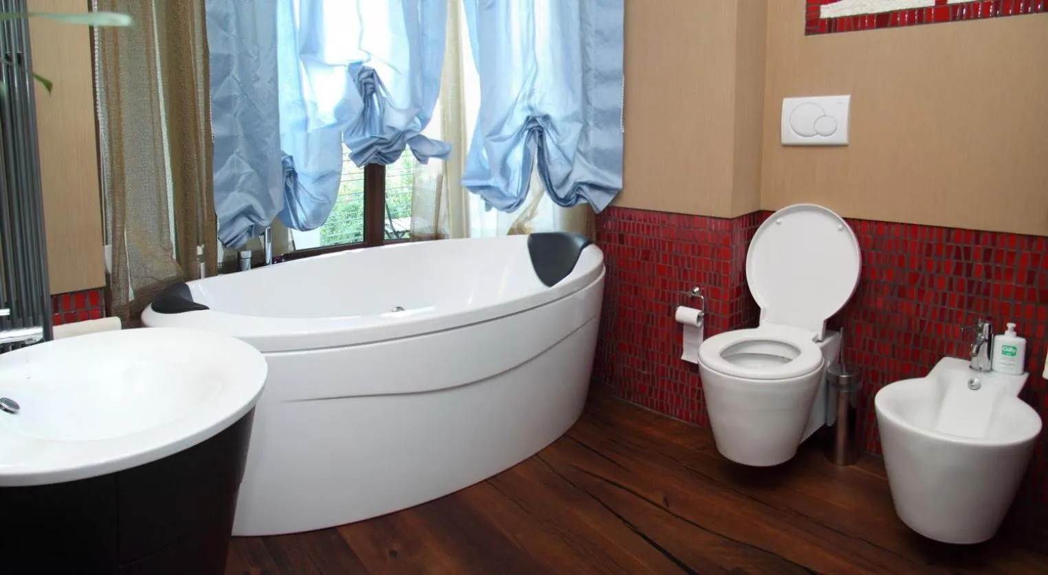 Bathroom in B&B Villa il Sughero