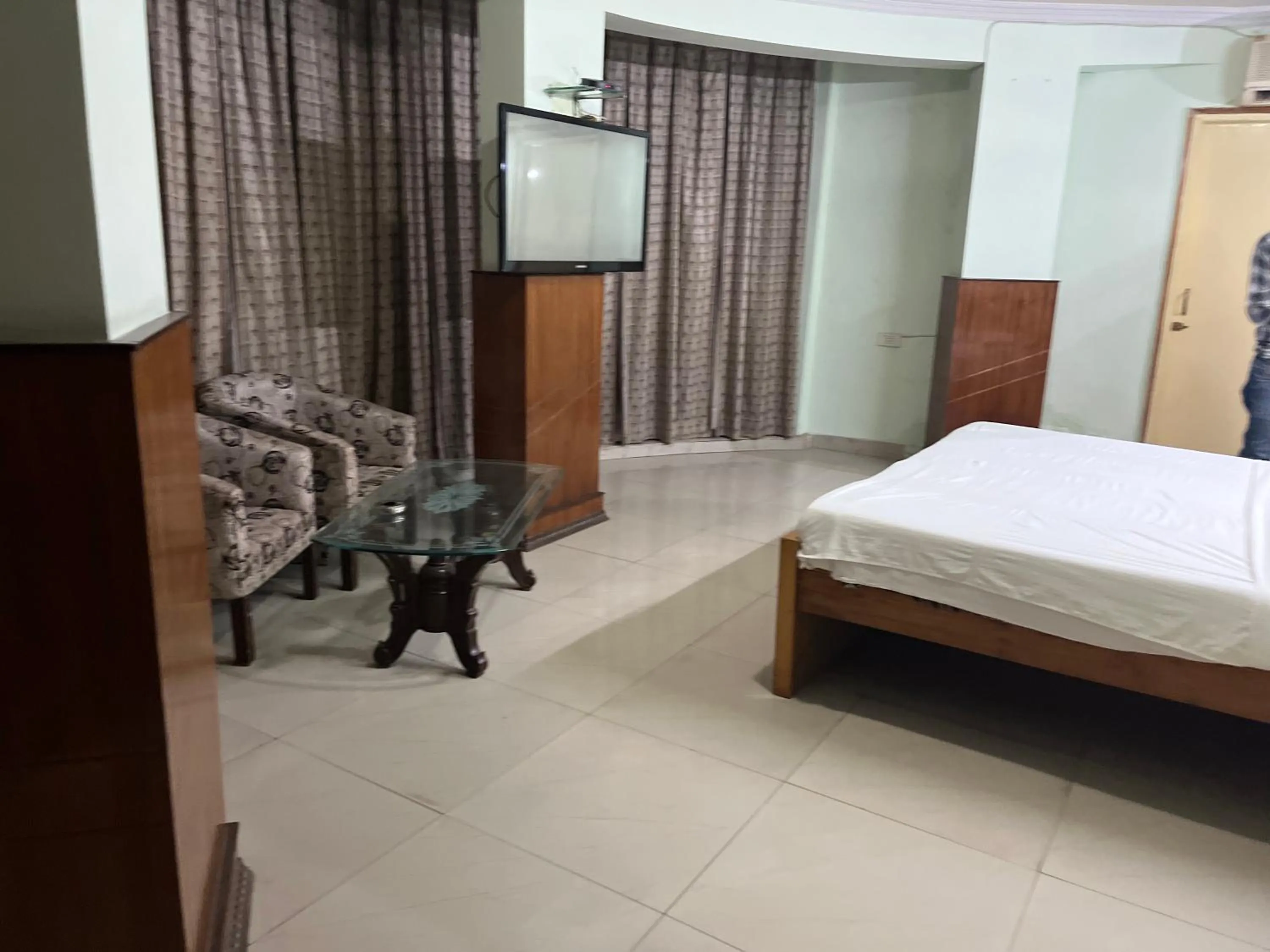 Bed in Hotel Sunbeam