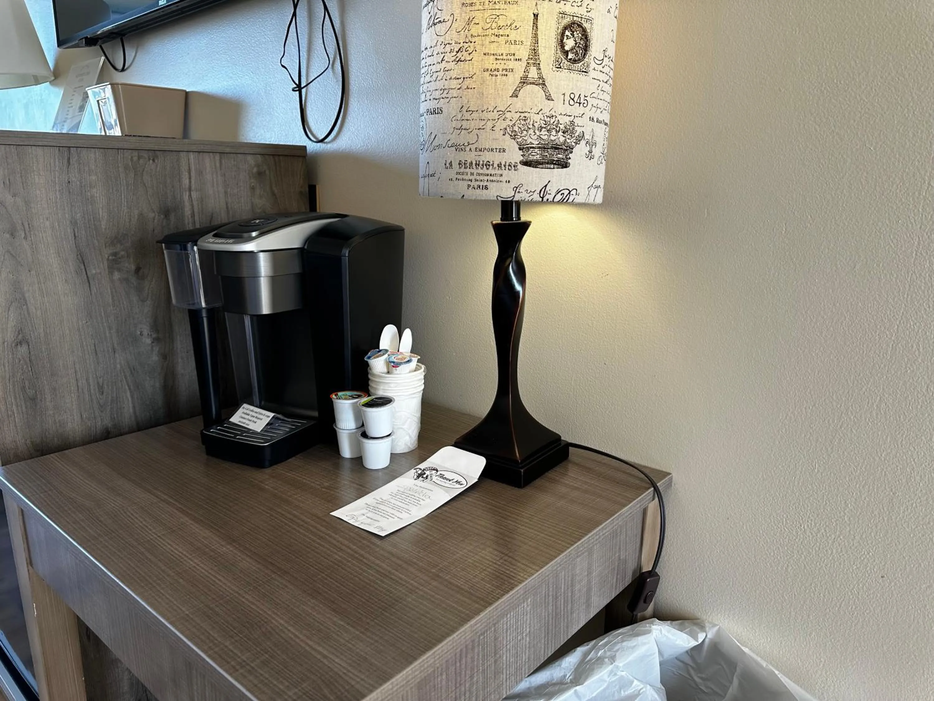 Coffee/tea facilities in Westport Inn