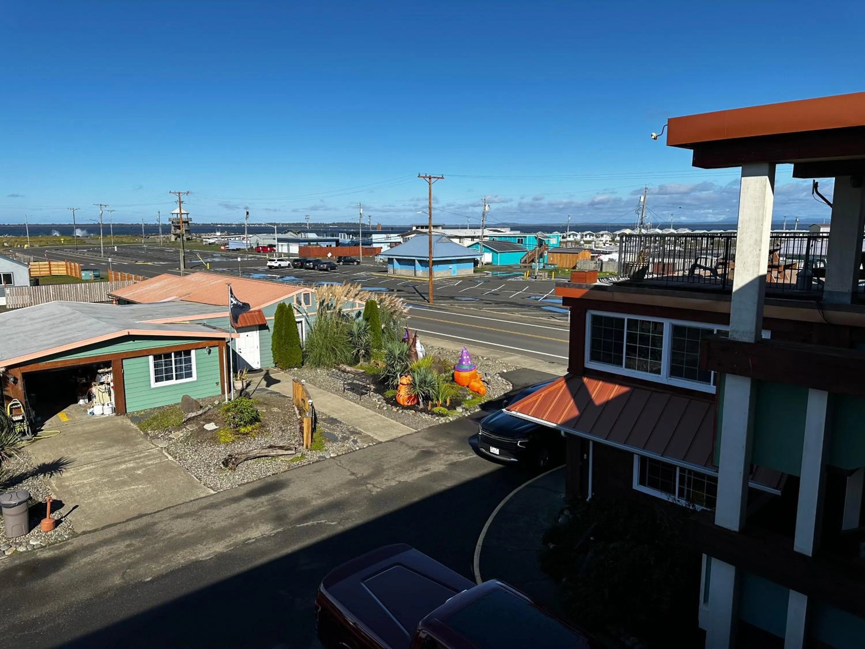 Property building in Westport Inn