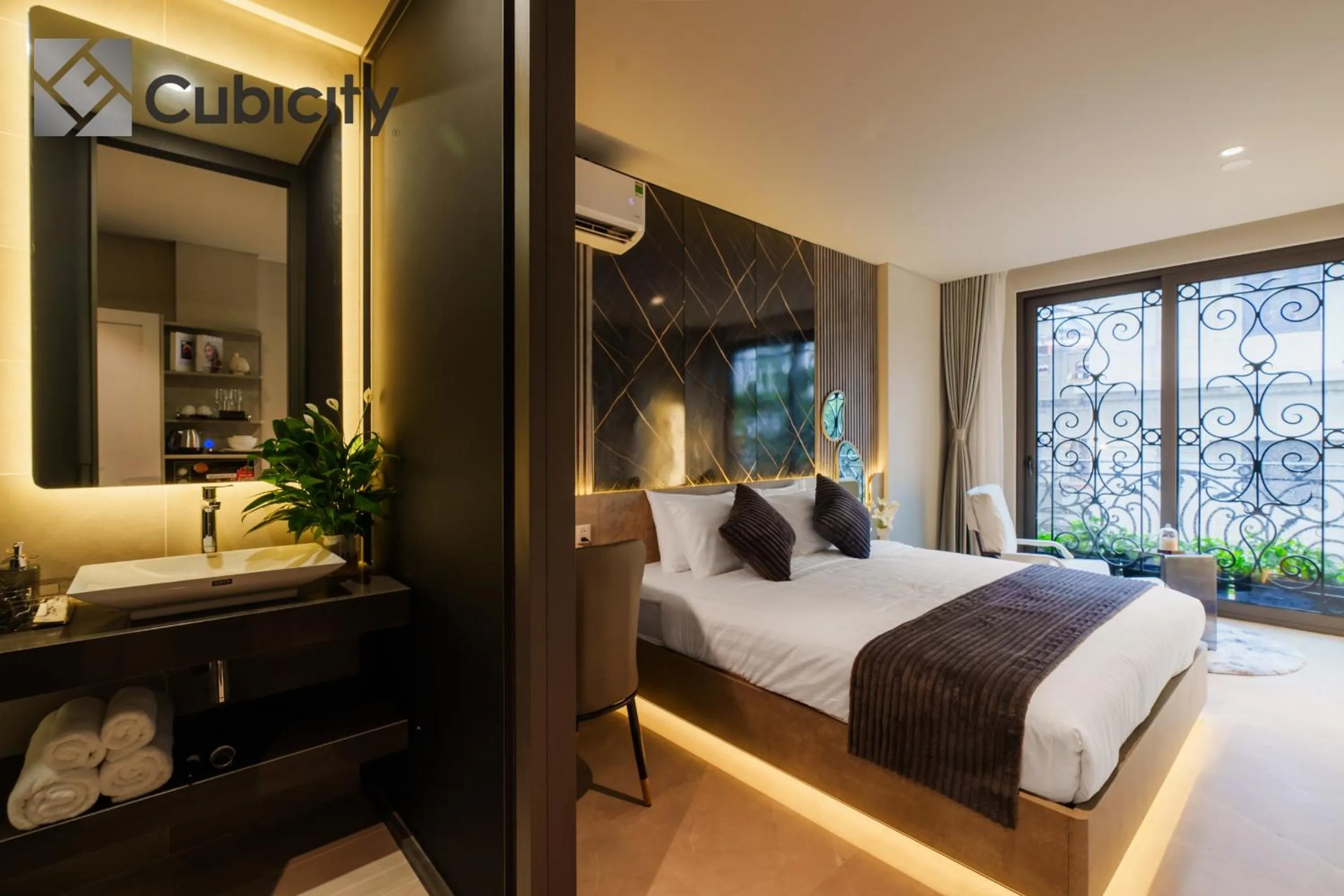 Bed in Cubicity Wall Street House