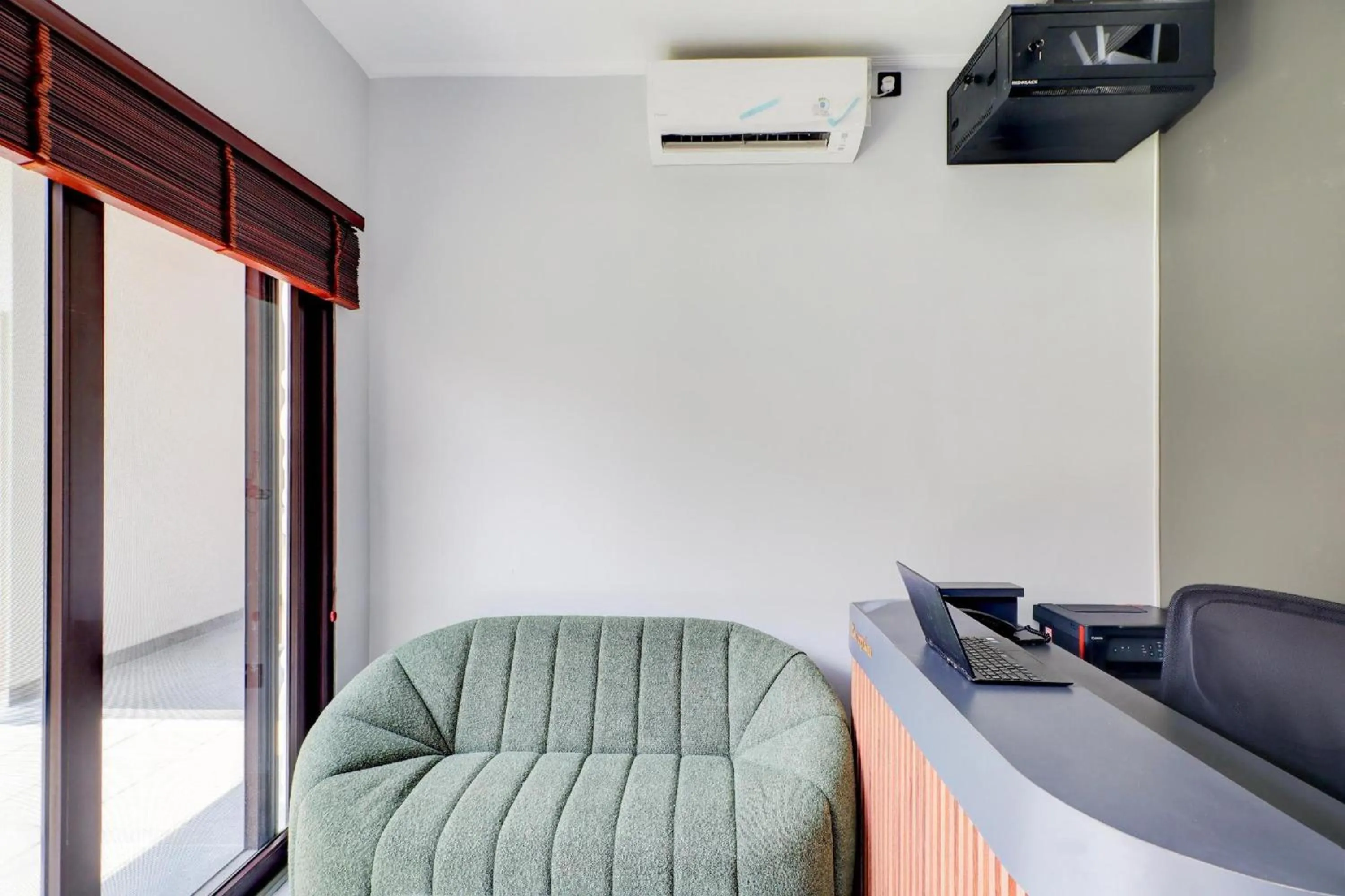 Lobby or reception in Collection O Samurai Hotel