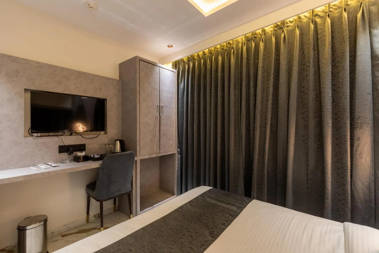 Bedroom, Bed in Hotel Windsor Castle