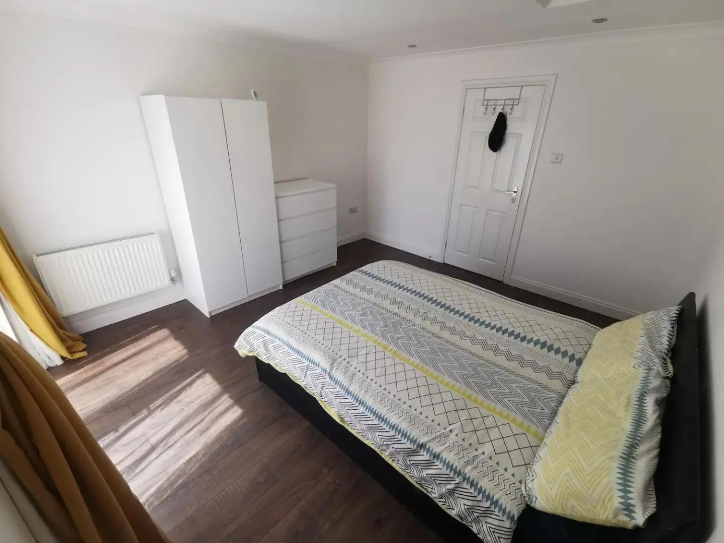 Apartment in City Apartment Sleeps 4 with Garden