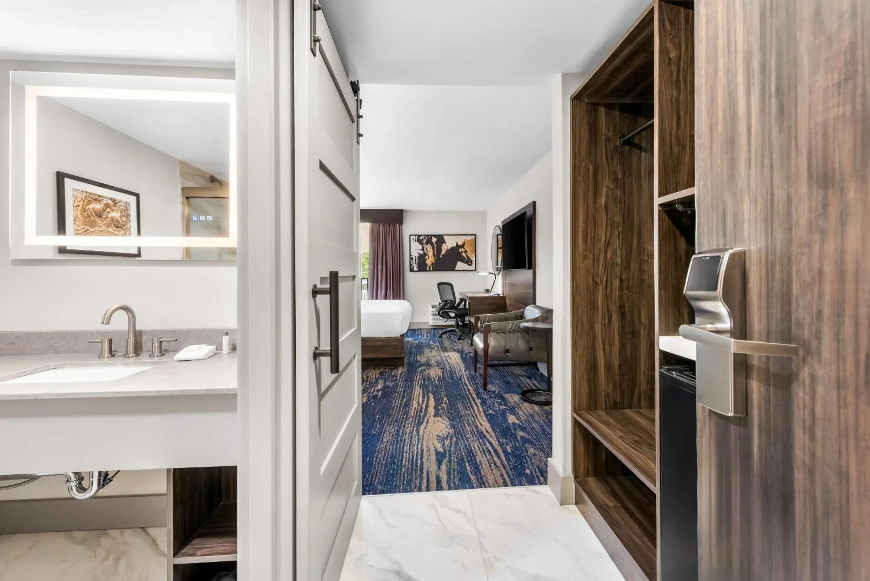 Standard King Room - Non Smoking in The Federal Hotel Downtown Carson City, an Ascend Collection Hotel Standard King Room - Non Smoking in The Federal Hotel Downtown Carson City, an Ascend Collection Hotel