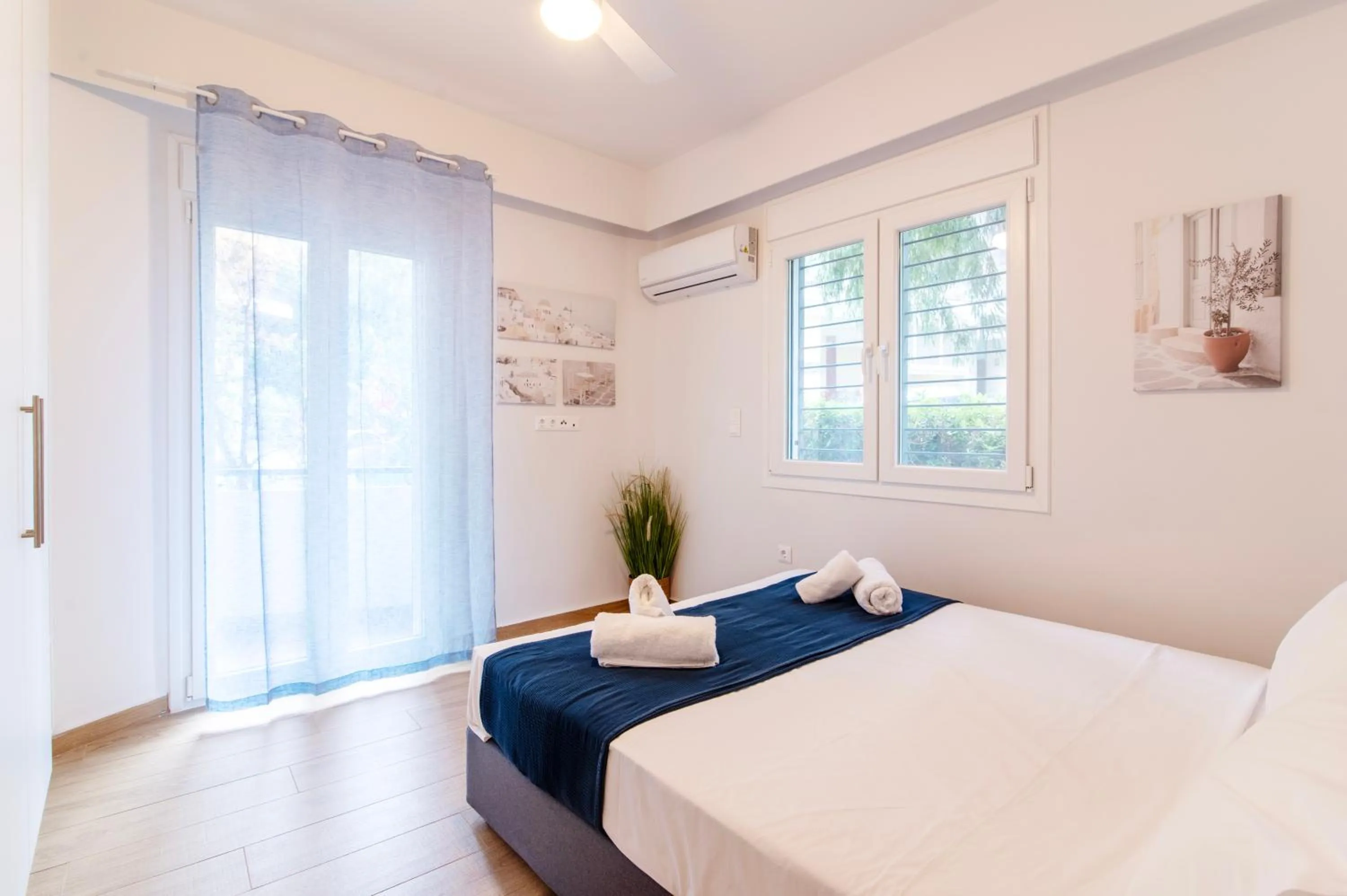 Bedroom, Bed in Lighthouse Kipseli