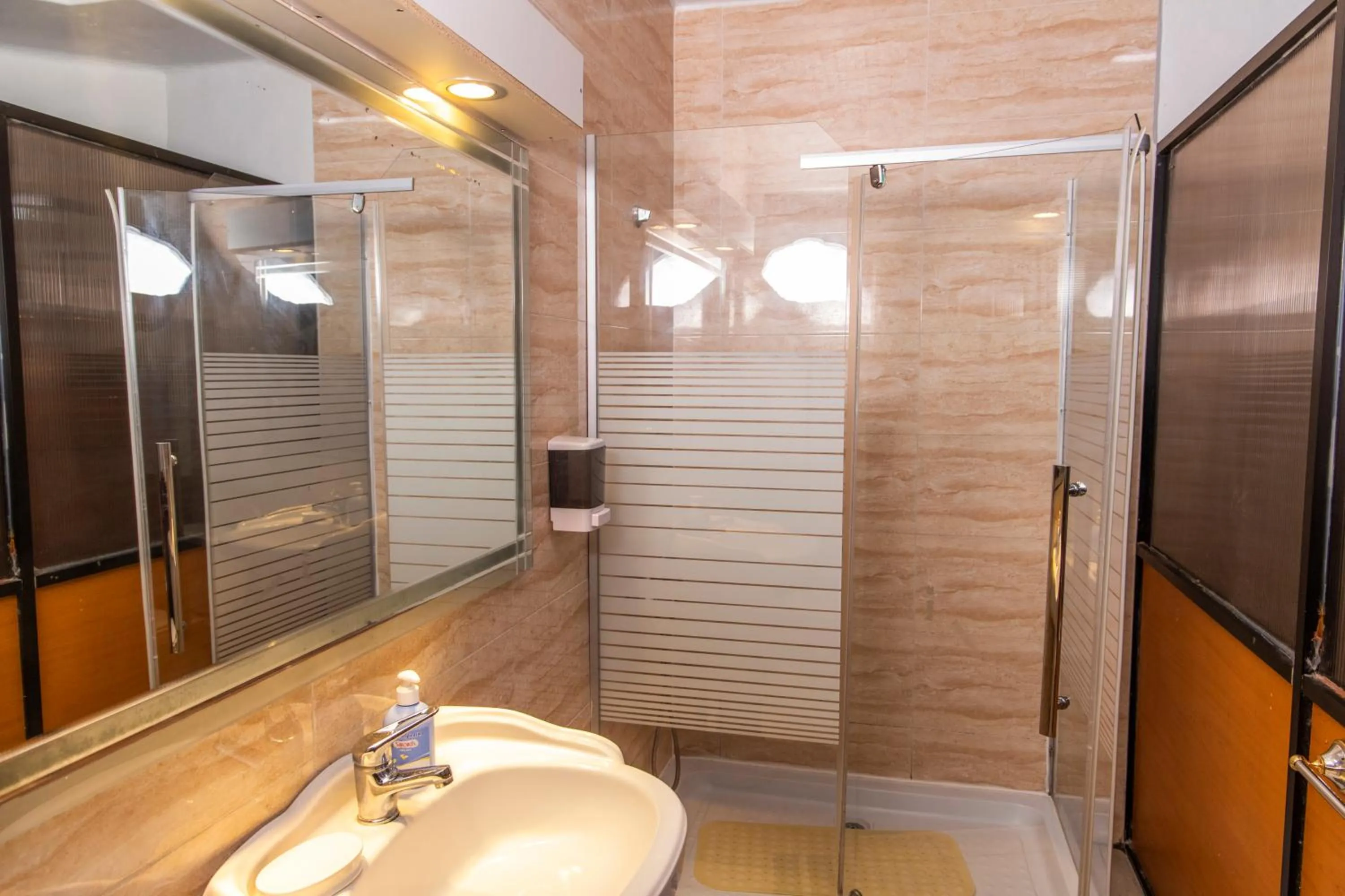 Bathroom in Hotel La Castellana