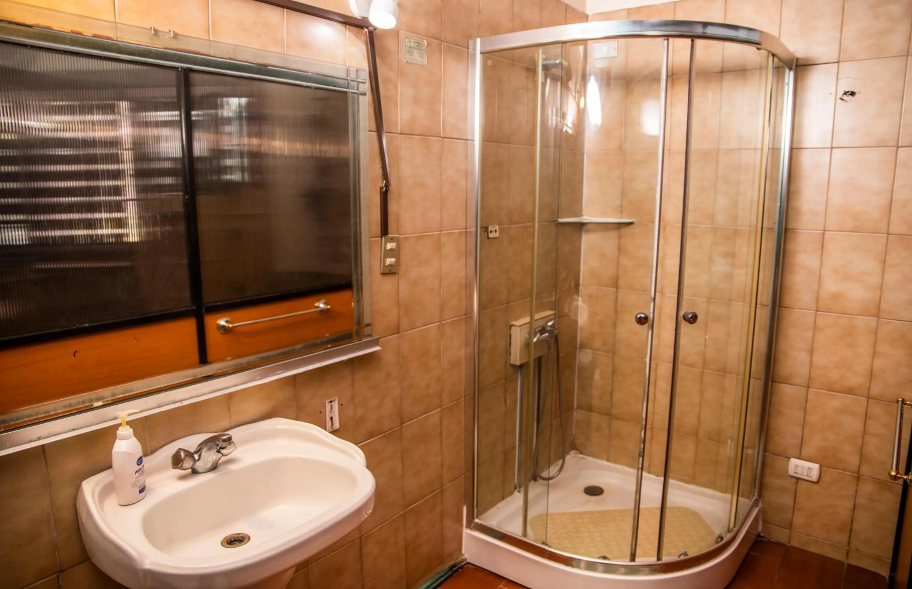 Bathroom in Hotel La Castellana