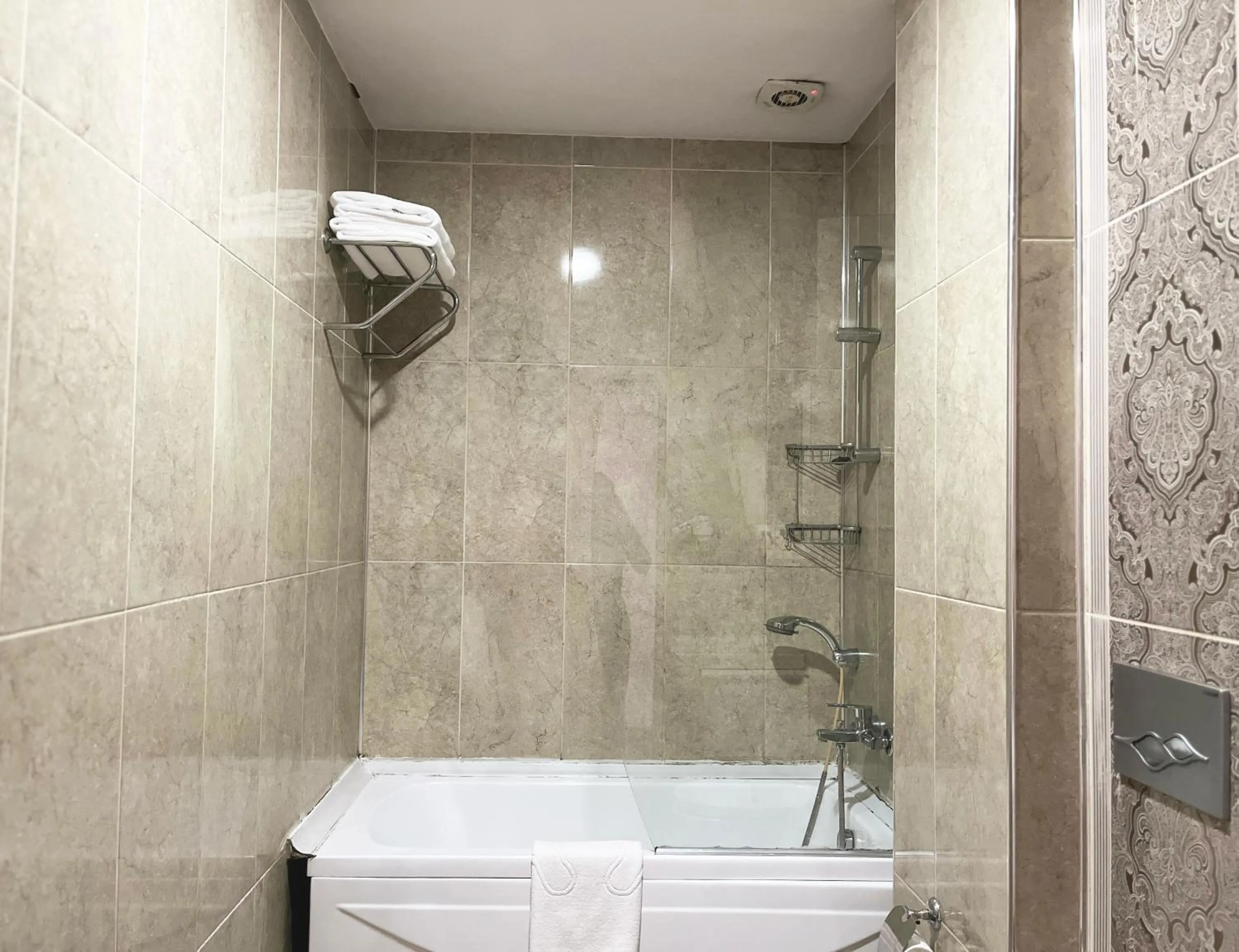 Bath in Ottoman Hotel Sakarya