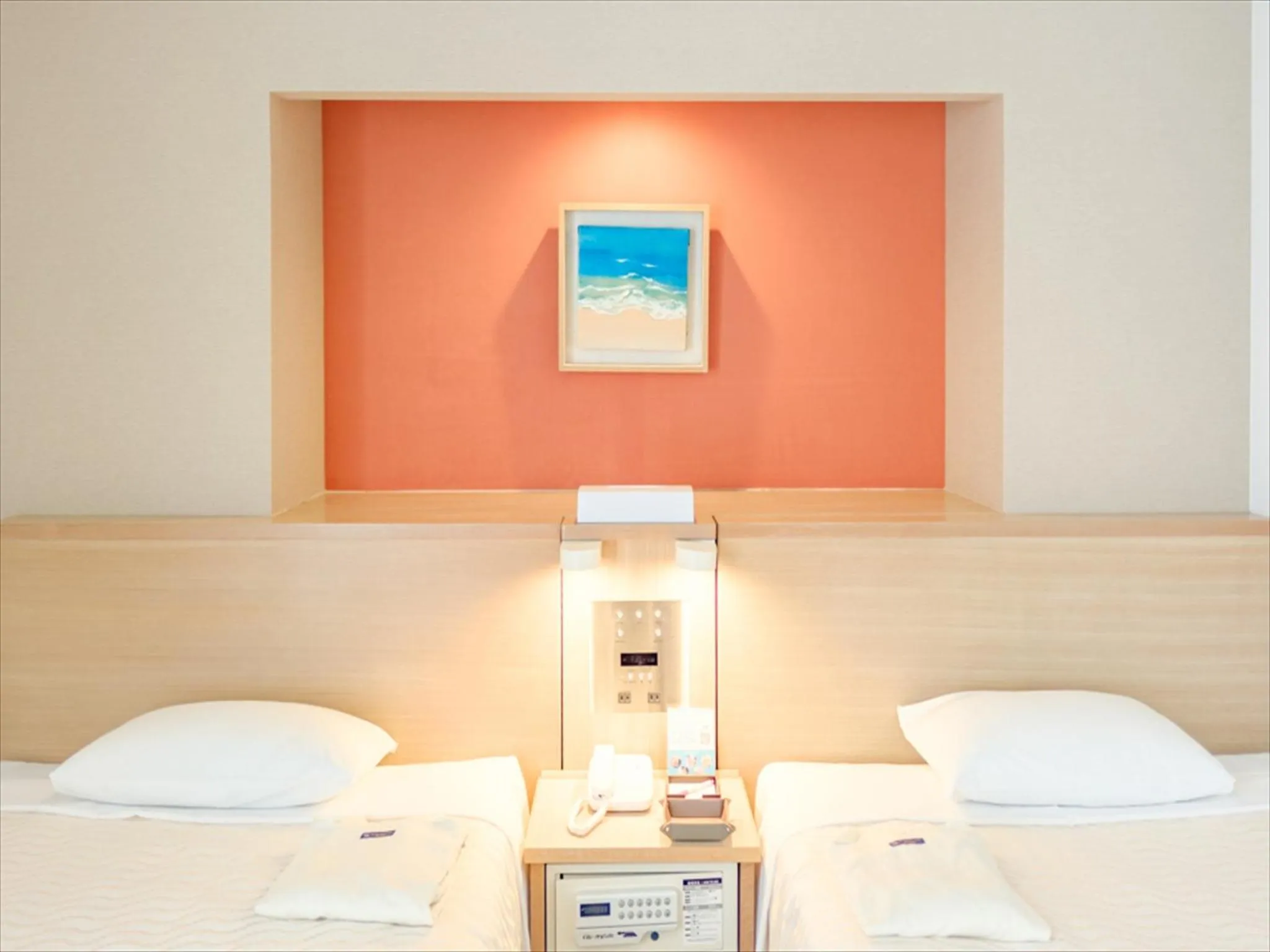 Photo of the whole room, Bed in Hotel Risingsun Miyakojima