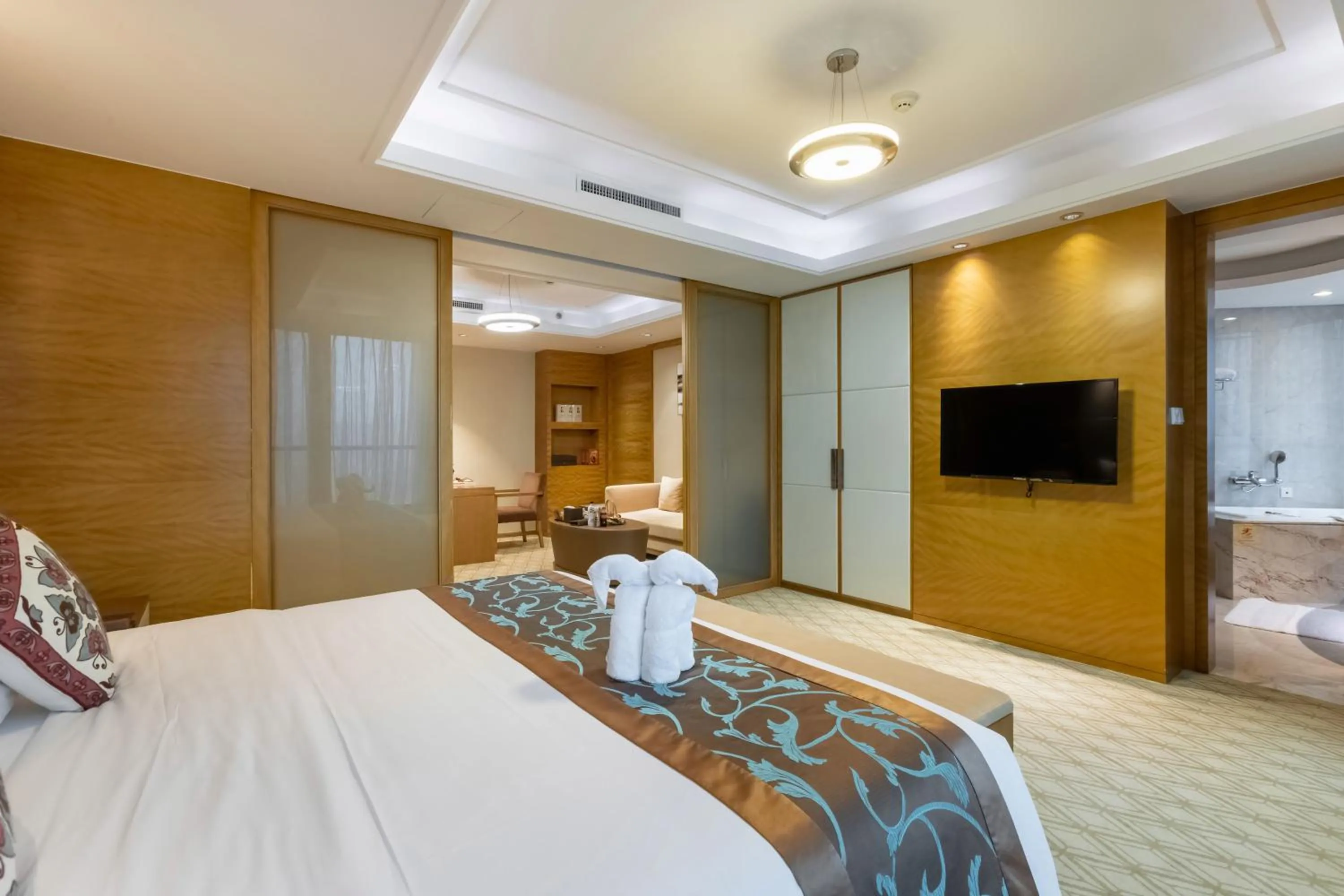 Bedroom, Bed in Xinhua Media Hotel