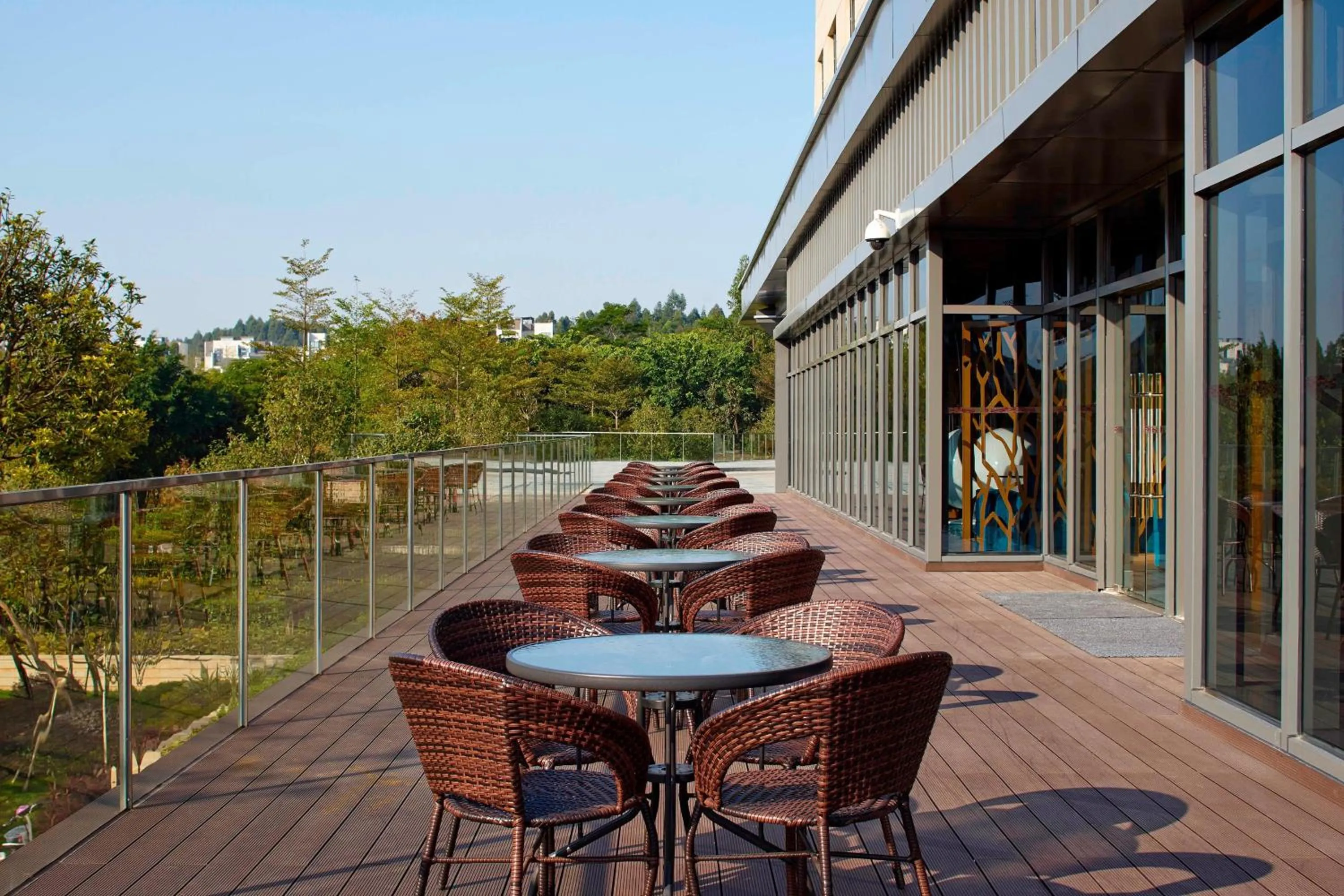 Restaurant/places to eat in Aloft Dongguan Songshan Lake