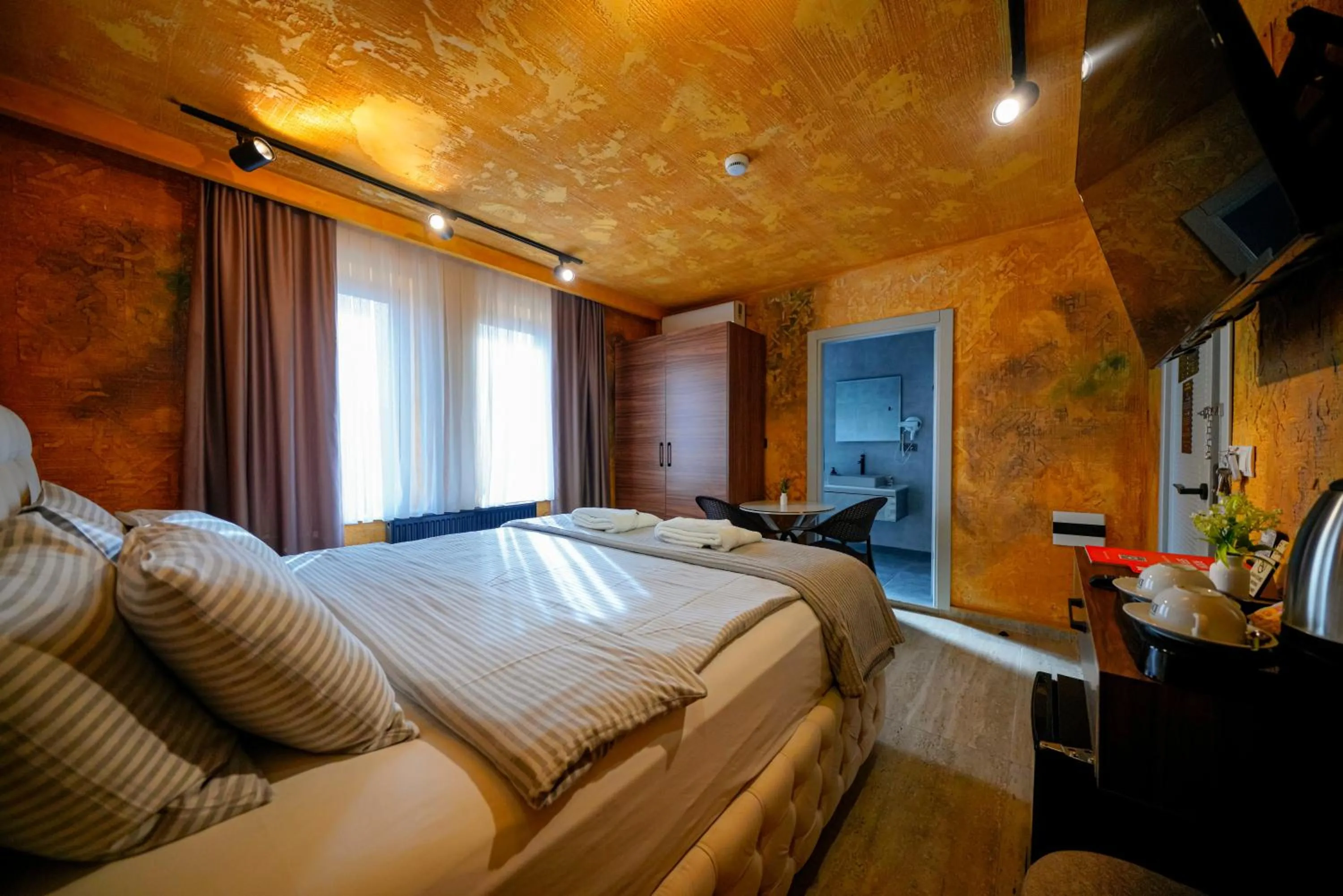 Bed in Cappadocia Divin House