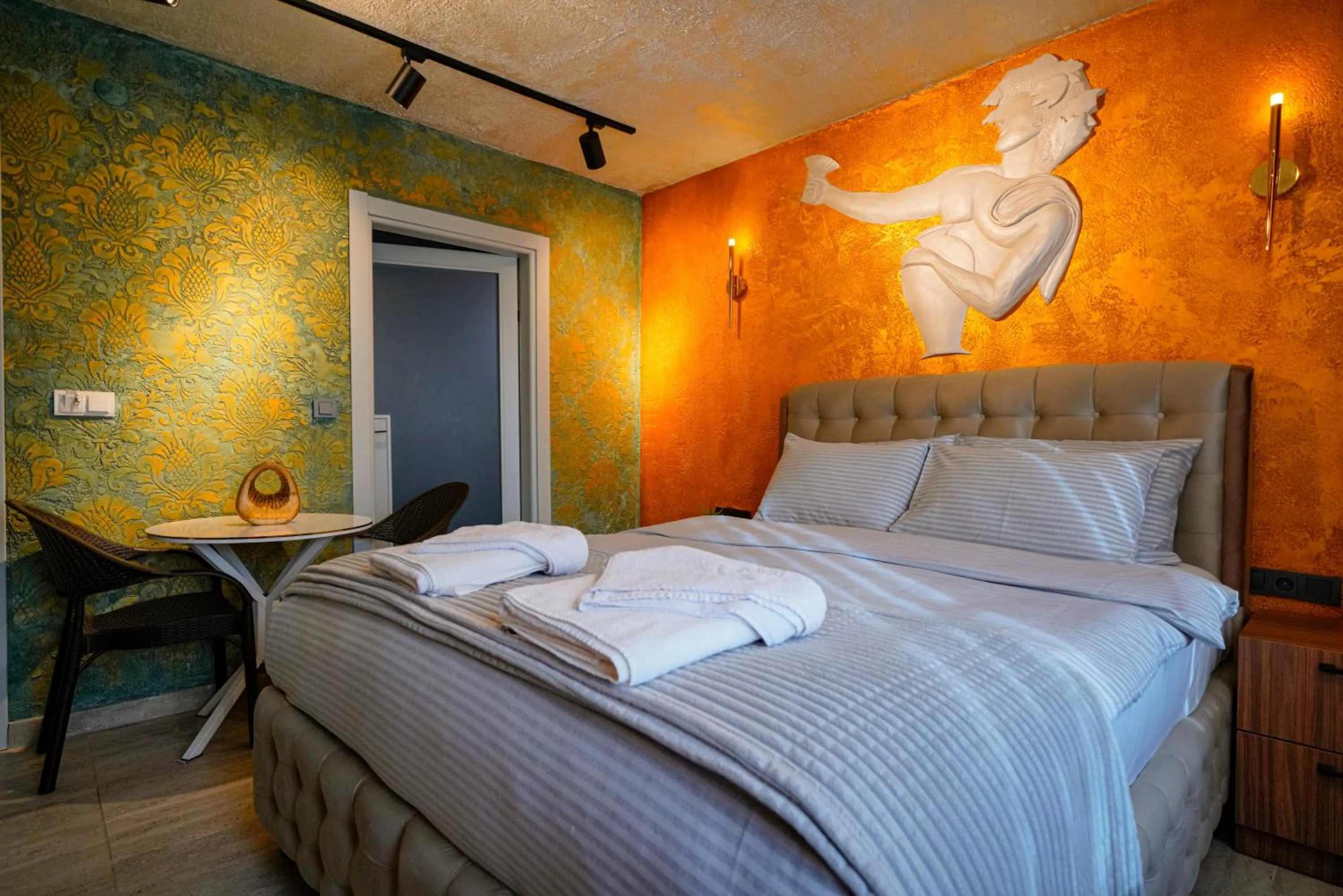 Bed in Cappadocia Divin House