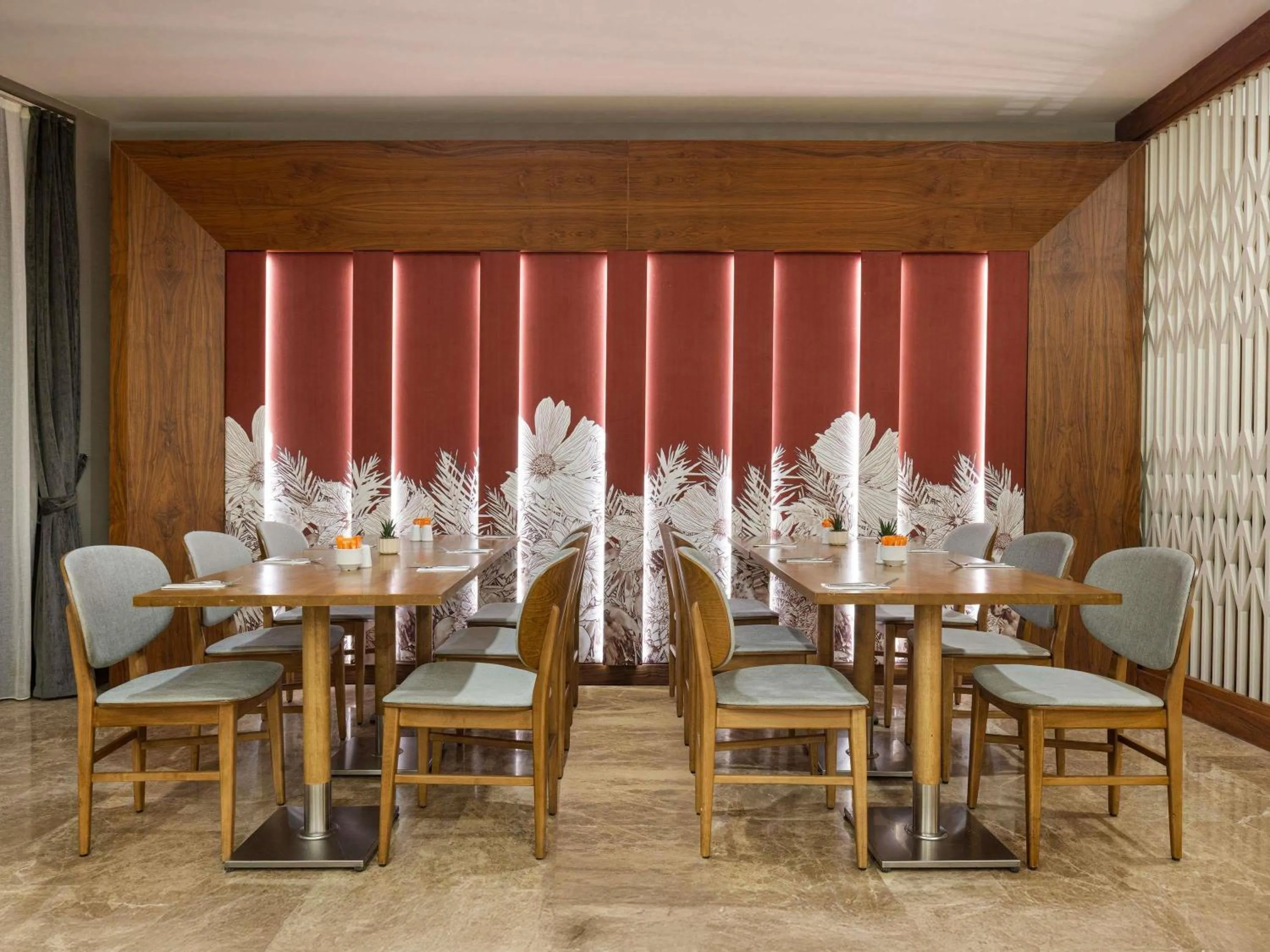 Restaurant/places to eat in Mercure Ankara Kızılay