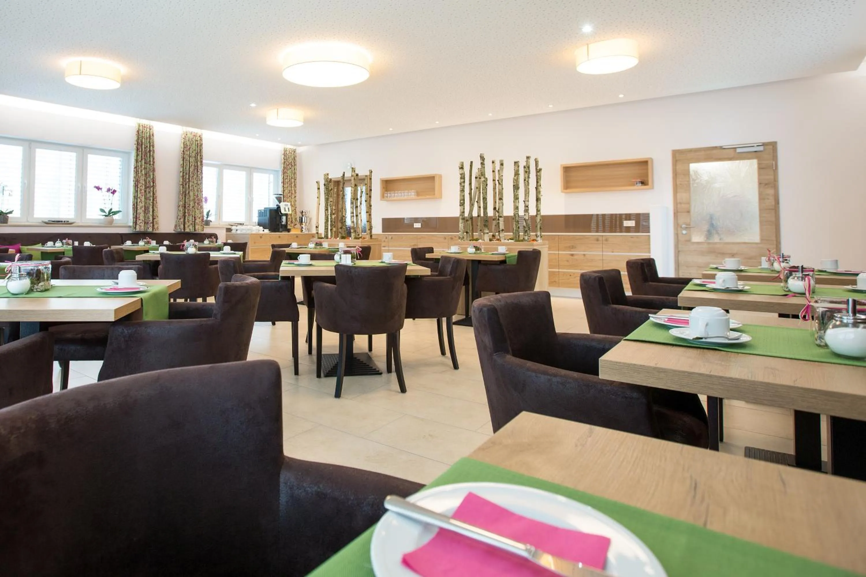 Restaurant/places to eat in Hotel Bauer garni