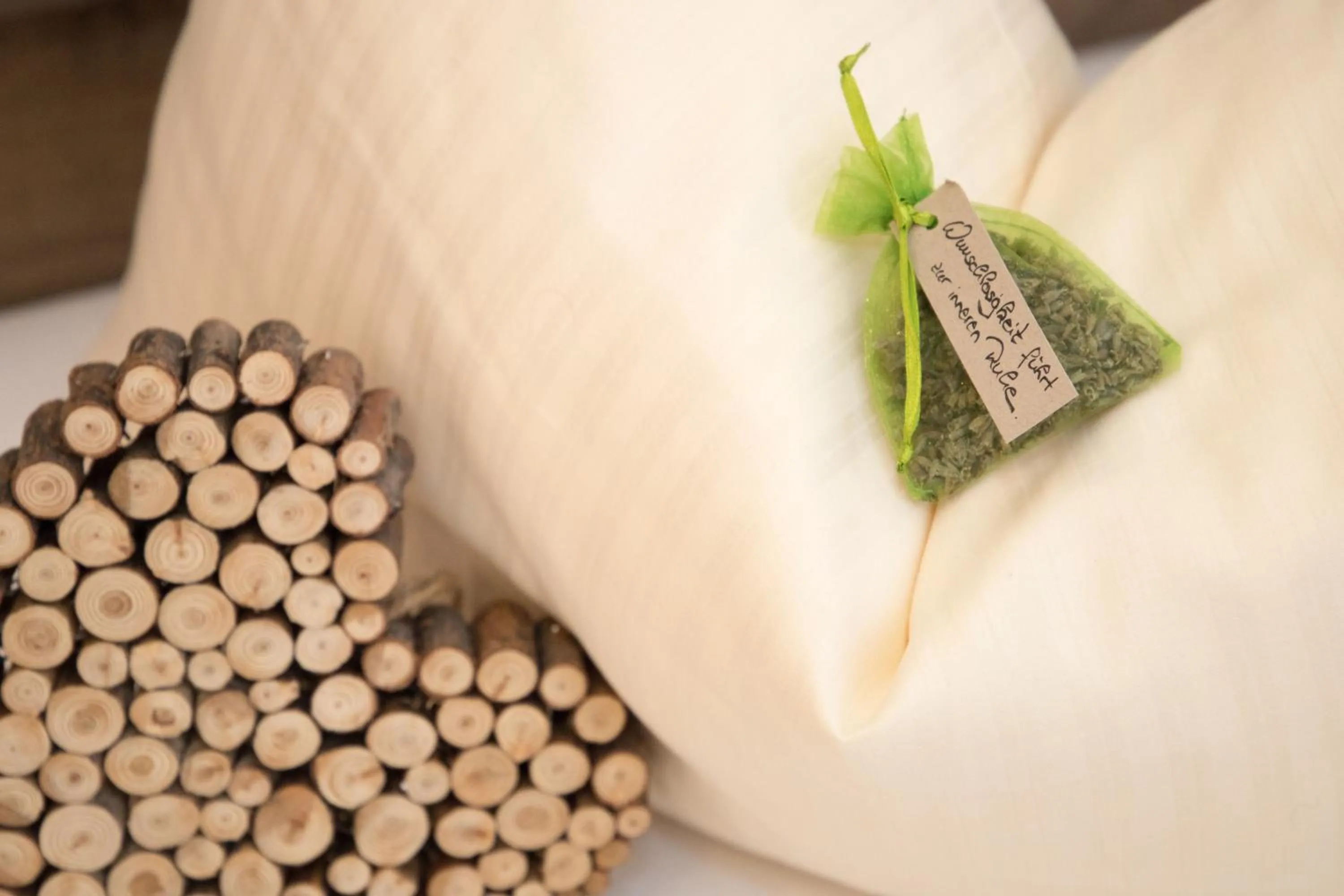 Property logo or sign in Hotel Bauer garni