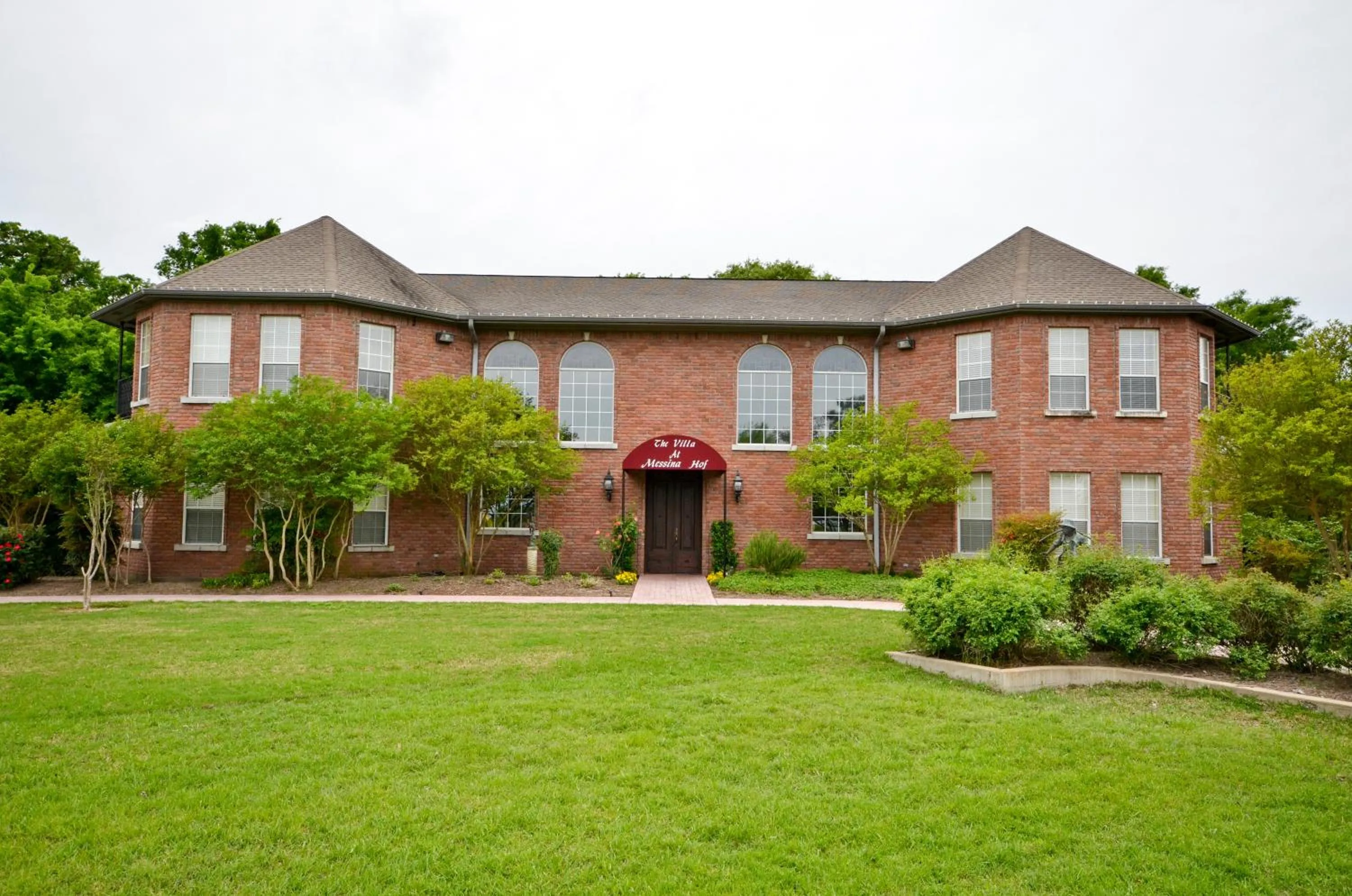 Property building in The Villa Bed and Breakfast