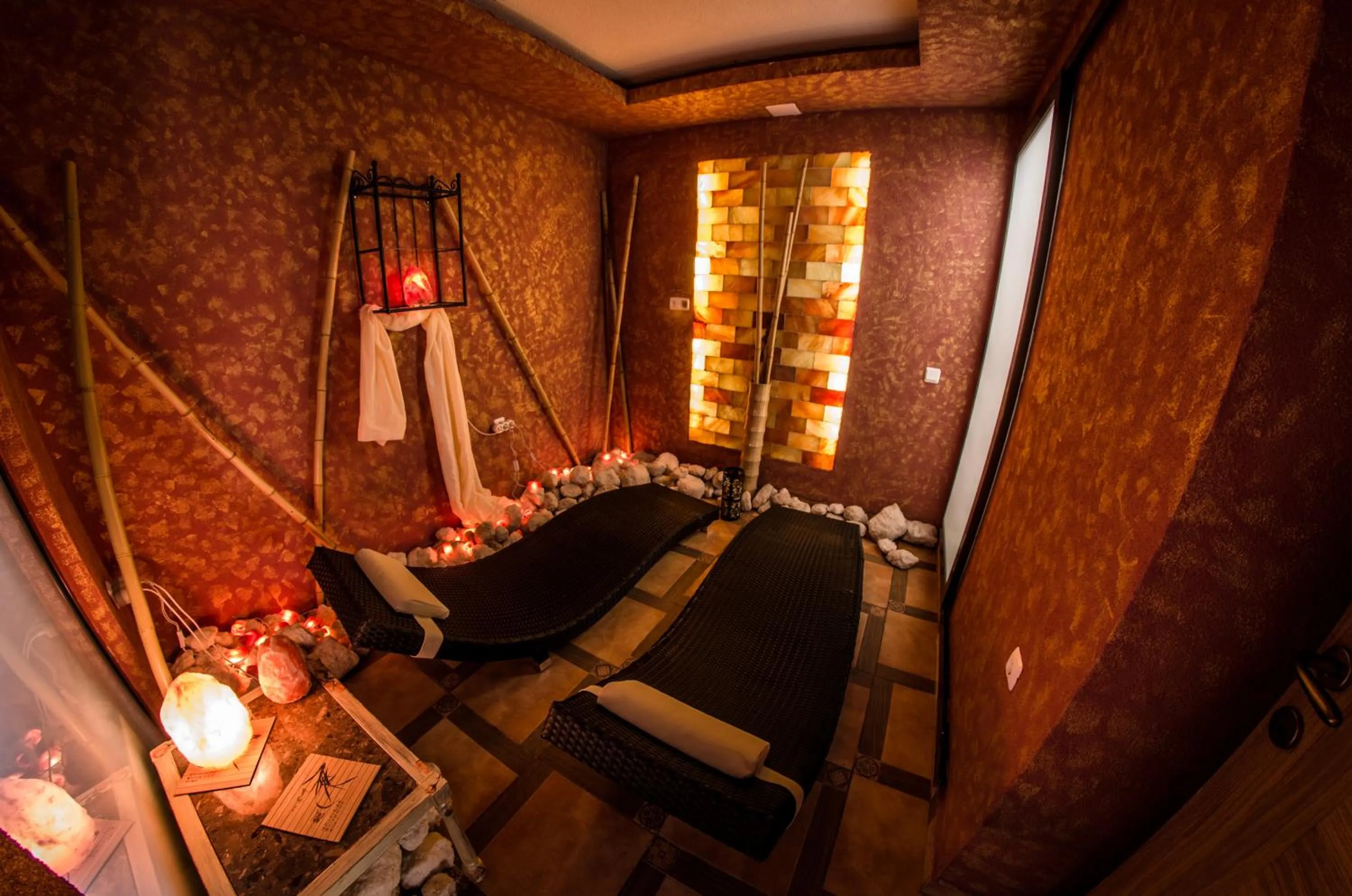 Restaurant/places to eat in Premier Fort Cuisine - Full Board