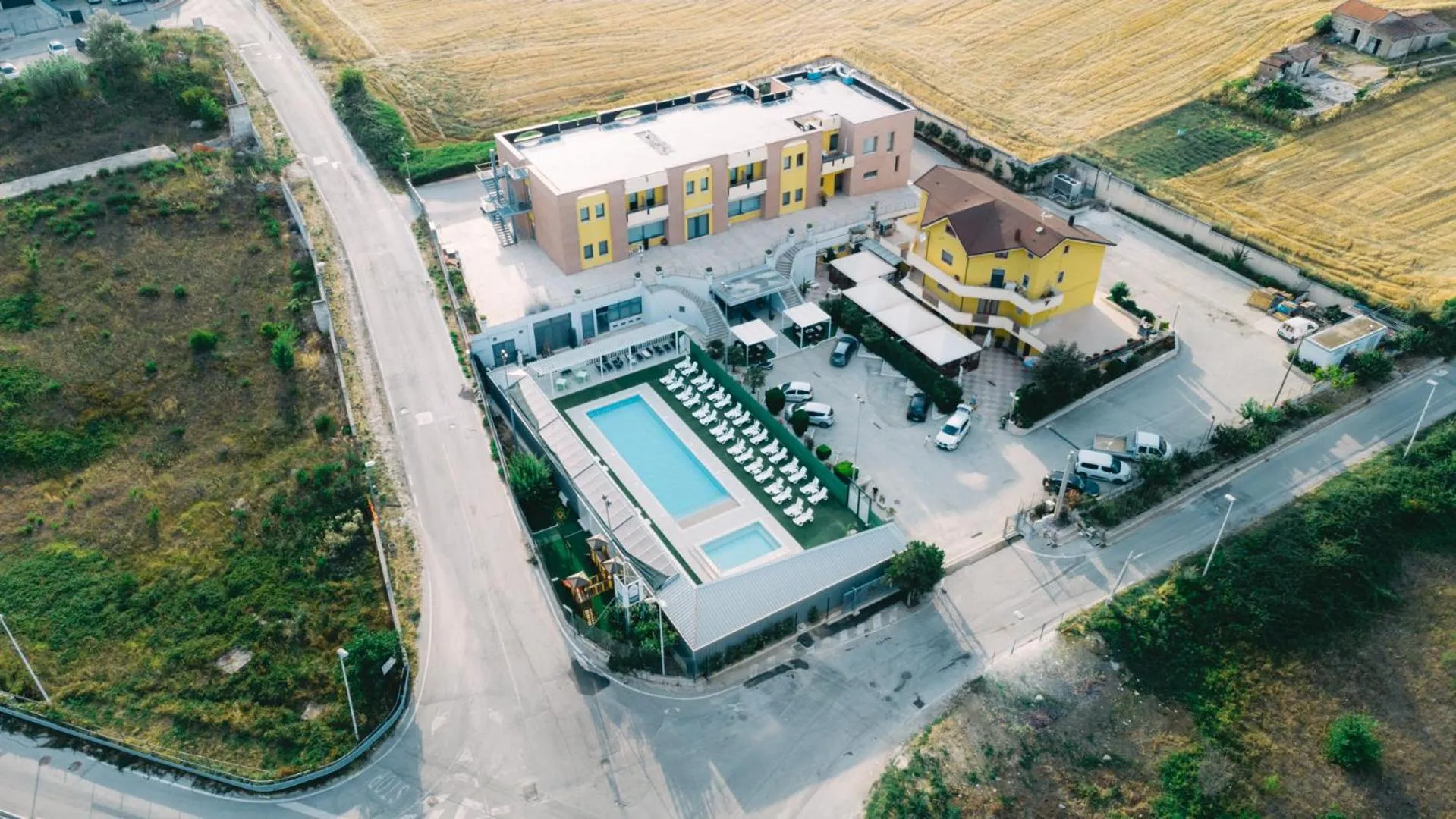Swimming pool in Hotel La Tavernetta
