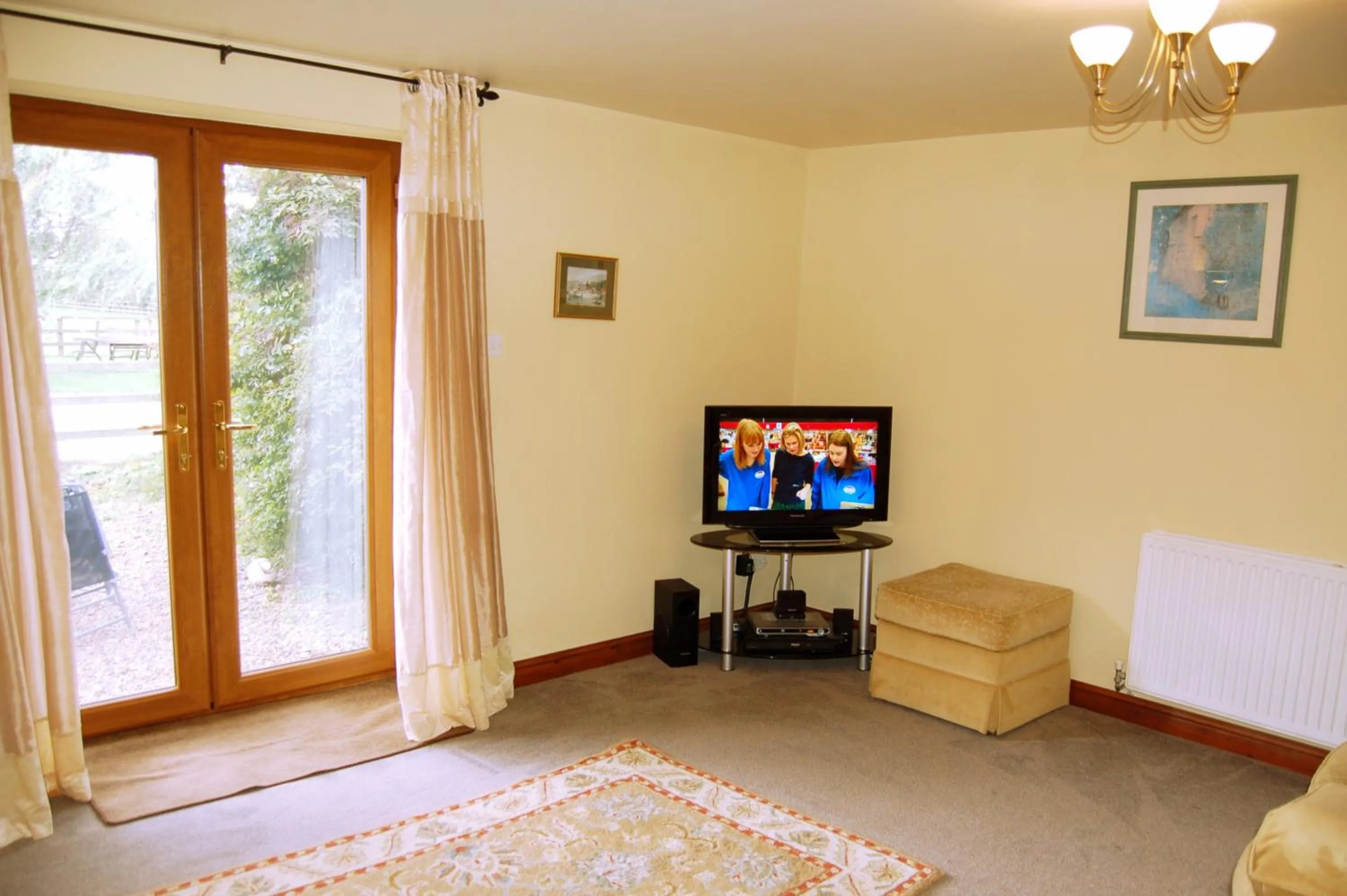 TV and multimedia in The Old Cart House