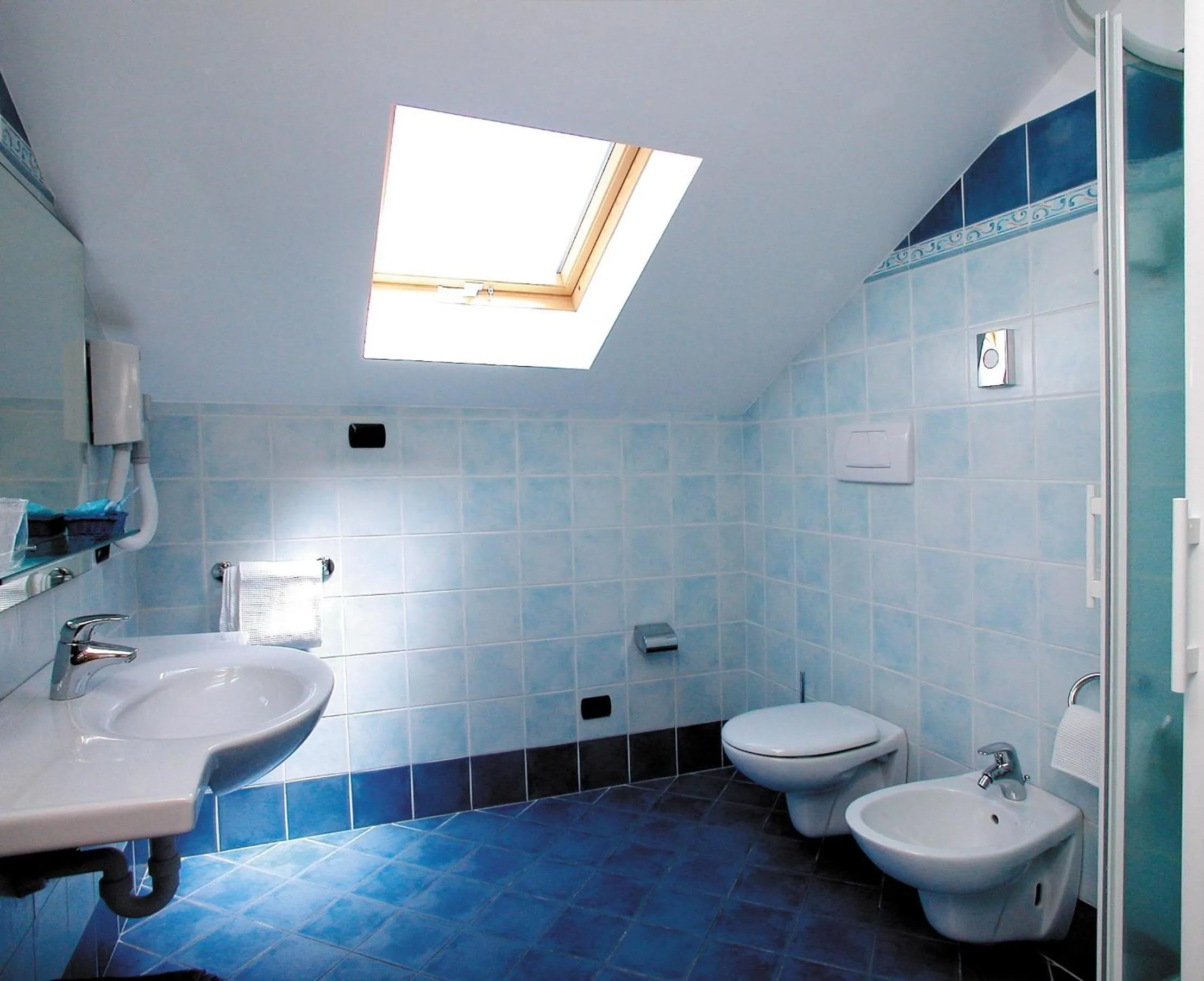 Bathroom in Hotel Riviera