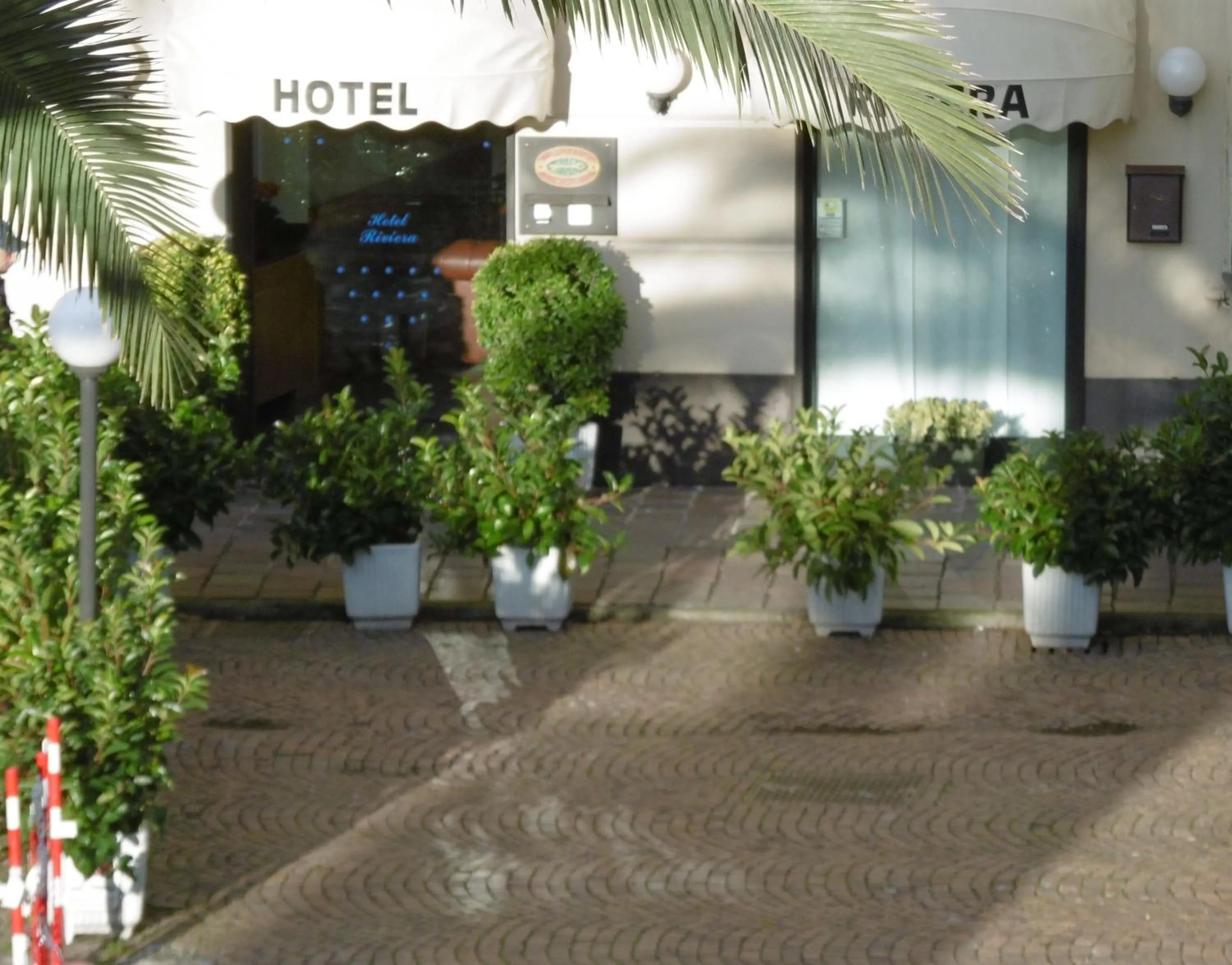 Facade/entrance in Hotel Riviera