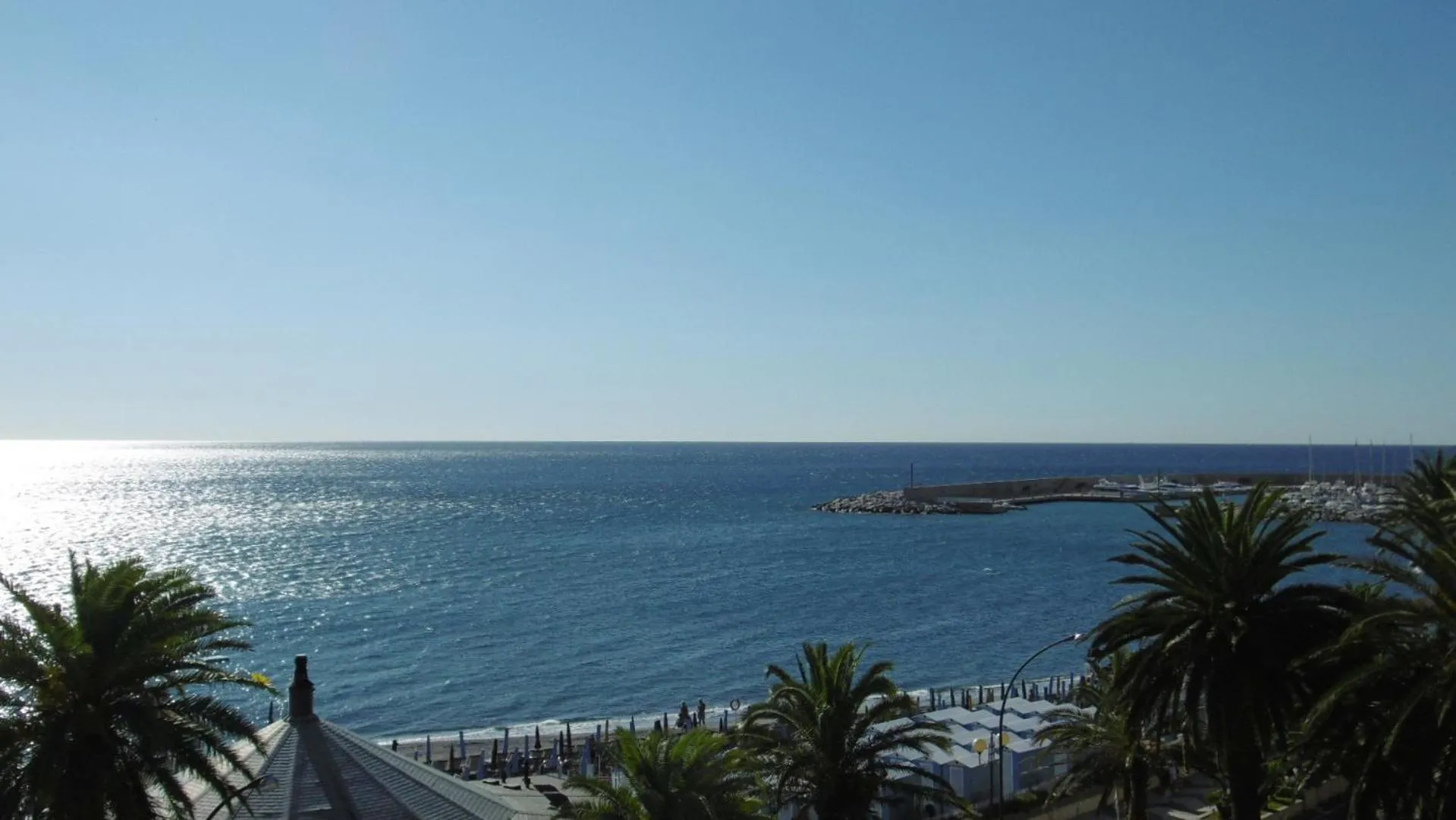 Day in Hotel Riviera