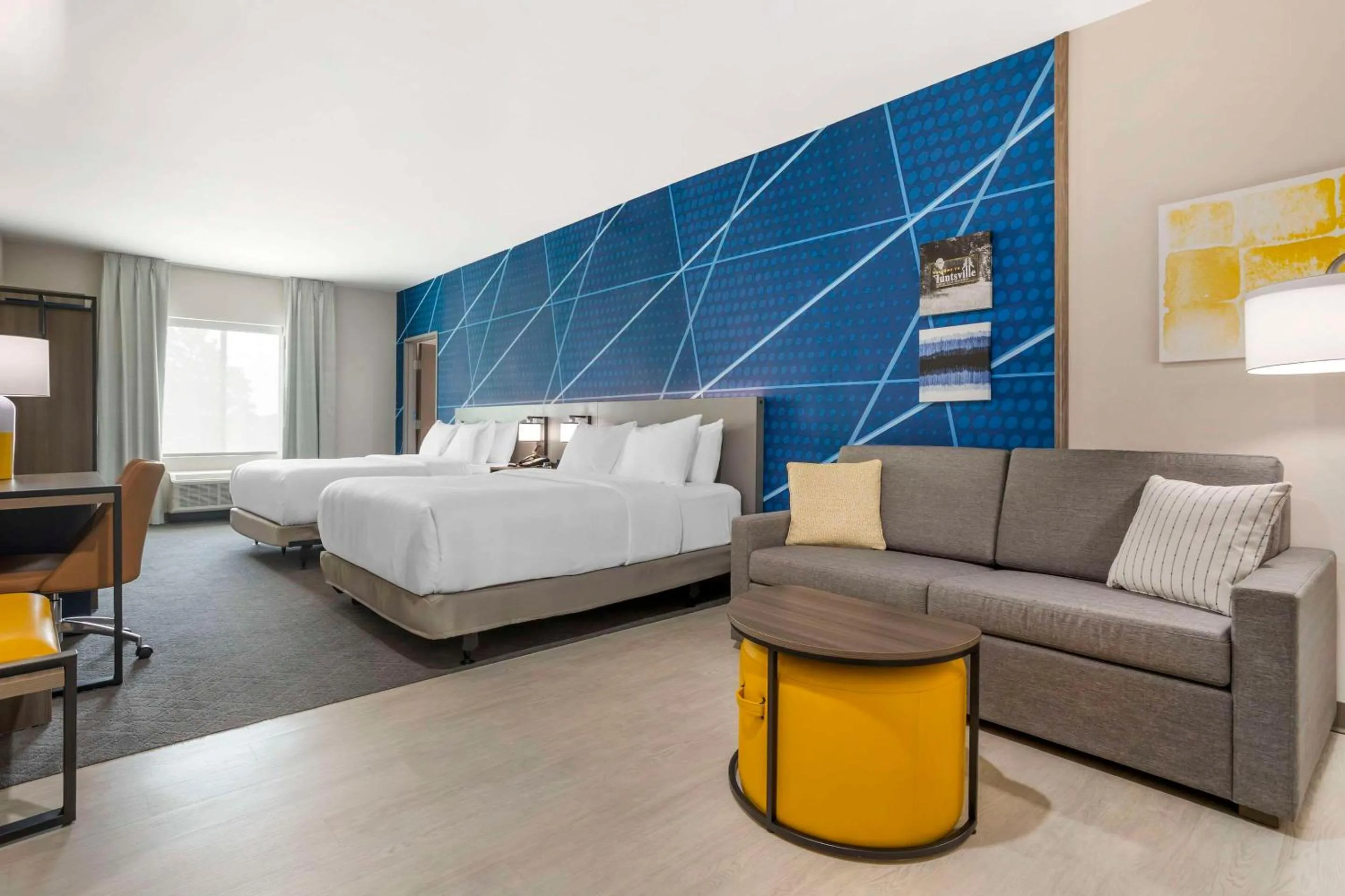 Bedroom, Bed in Comfort Inn & Suites Huntsville Near University