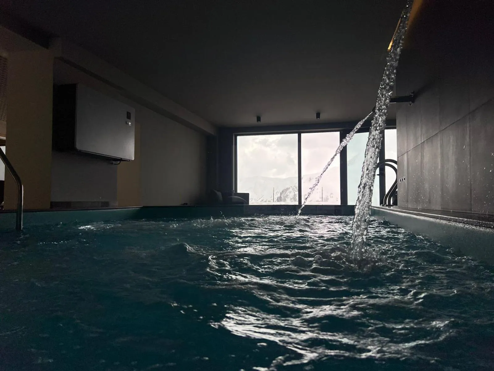 Pool view in Monte Hotel