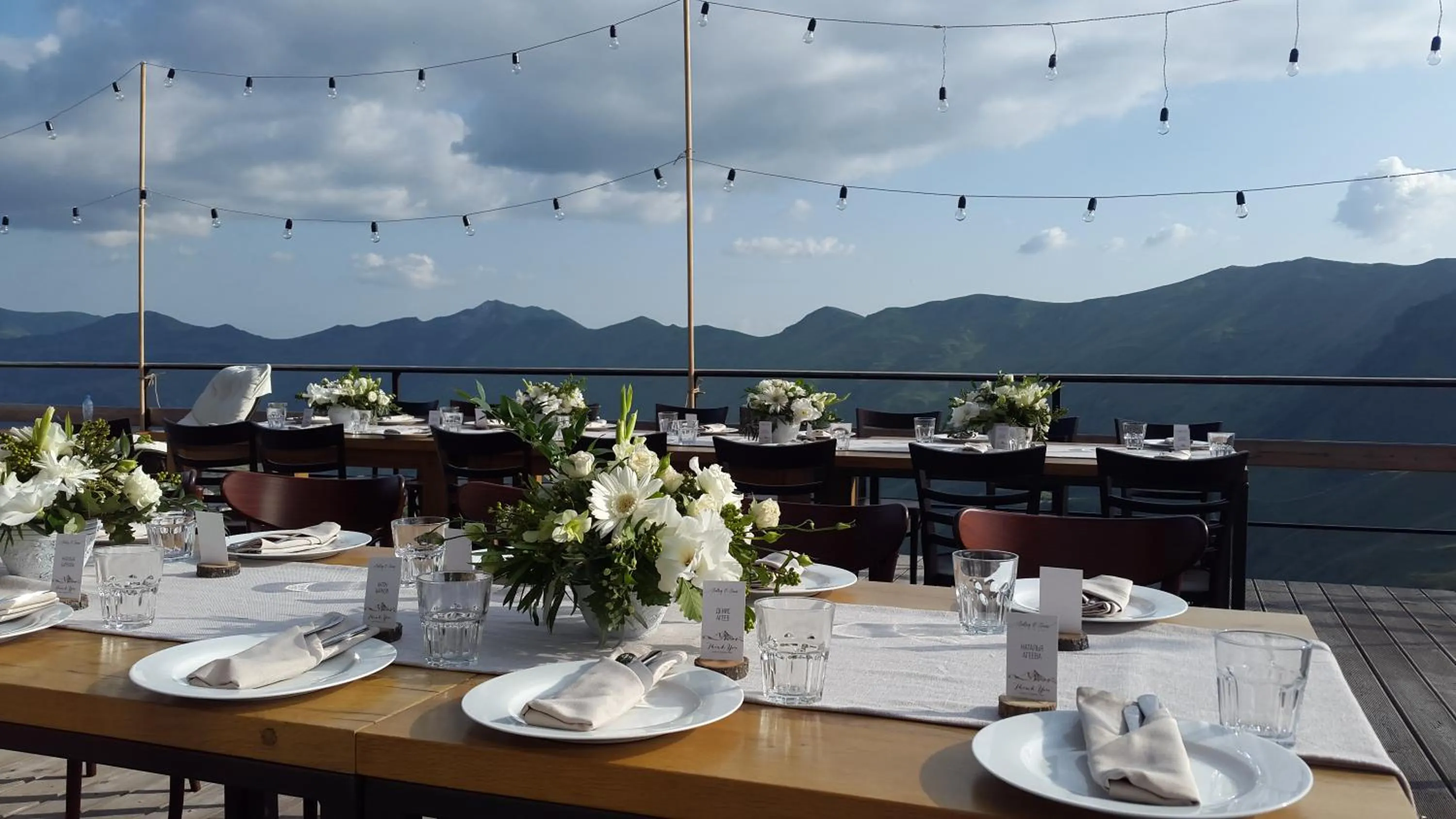 Restaurant/places to eat in Monte Hotel