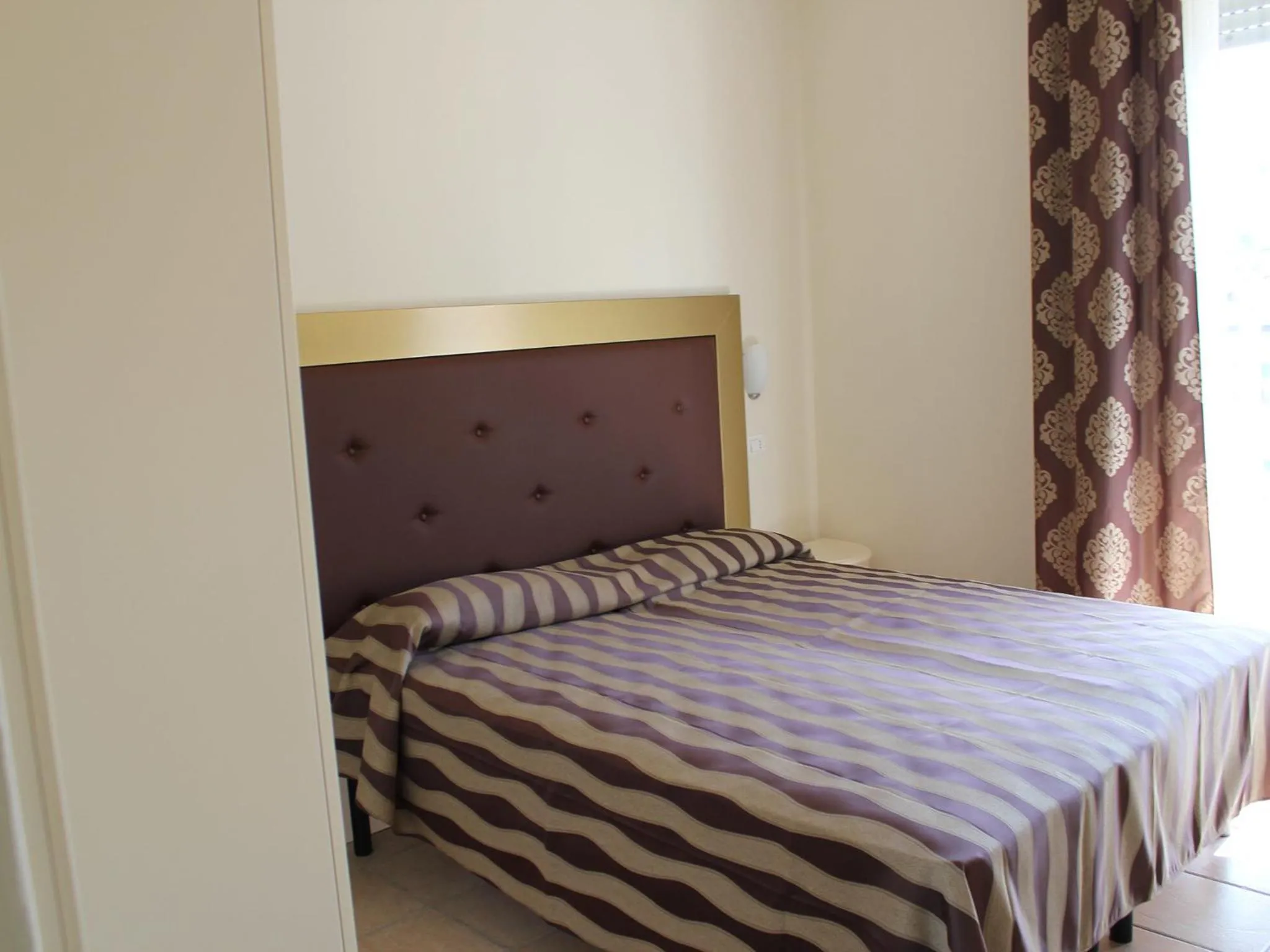 Bed in Hotel Marina