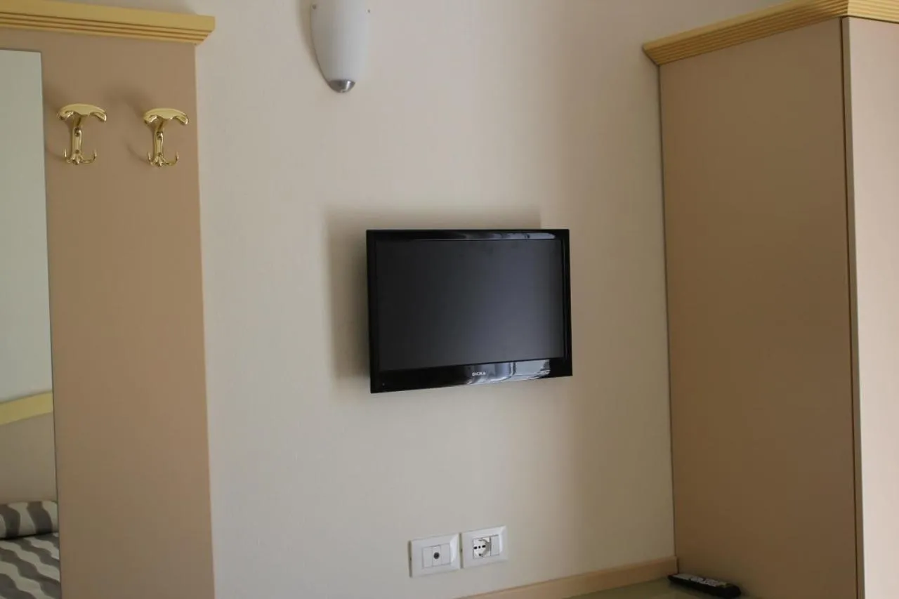 TV and multimedia in Hotel Marina