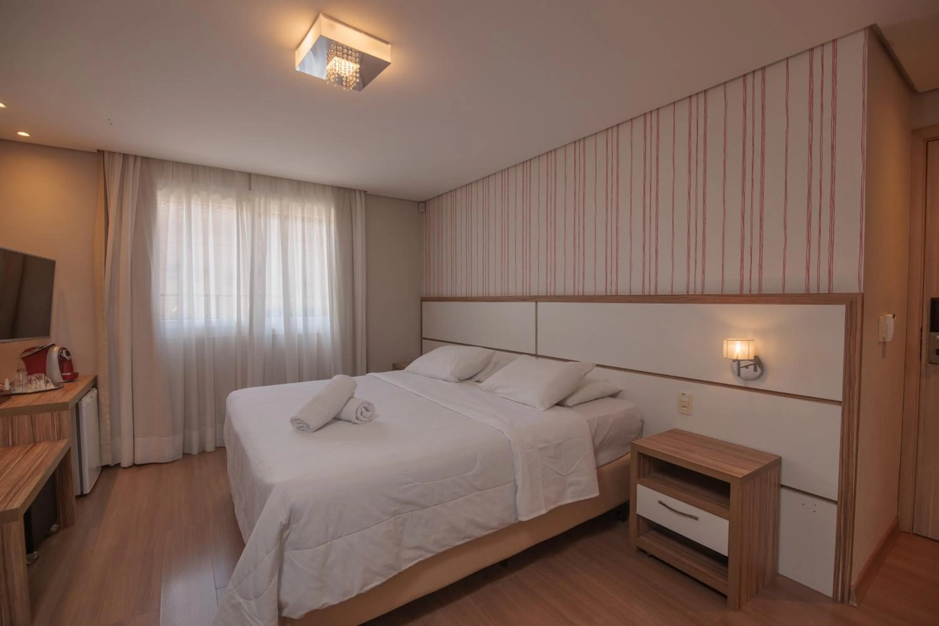 Photo of the whole room, Bed in Pousada Naala Gramado