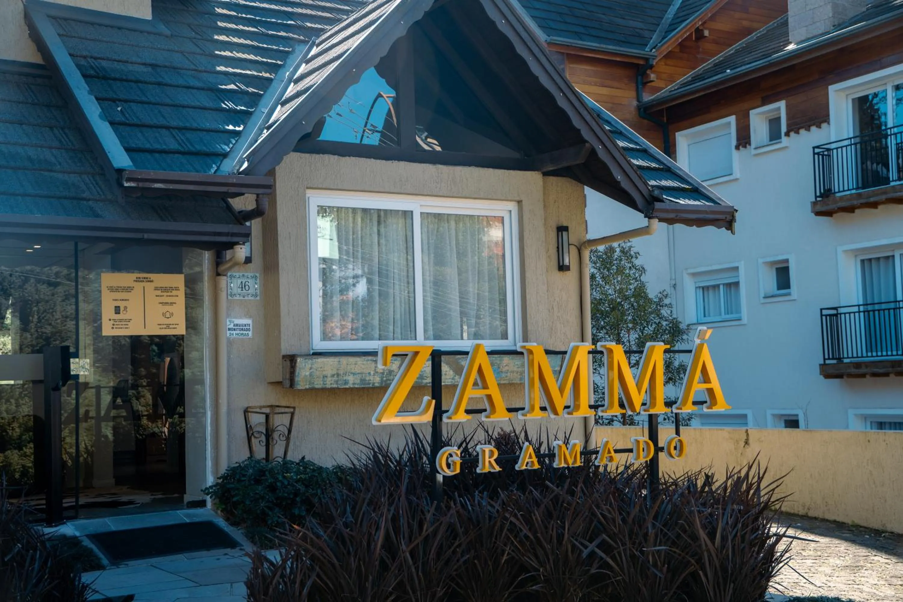 Property building in Pousada Zammá Gramado