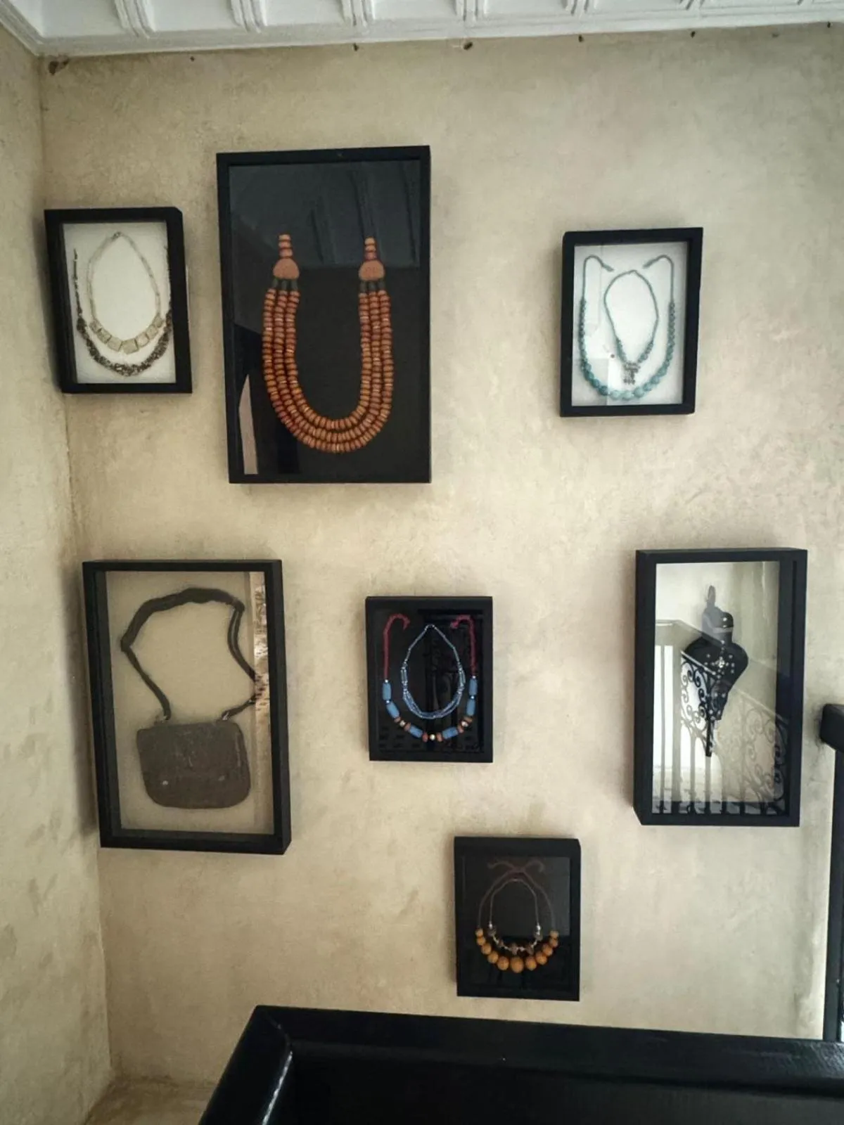 Decorative detail in Riad dar serenity