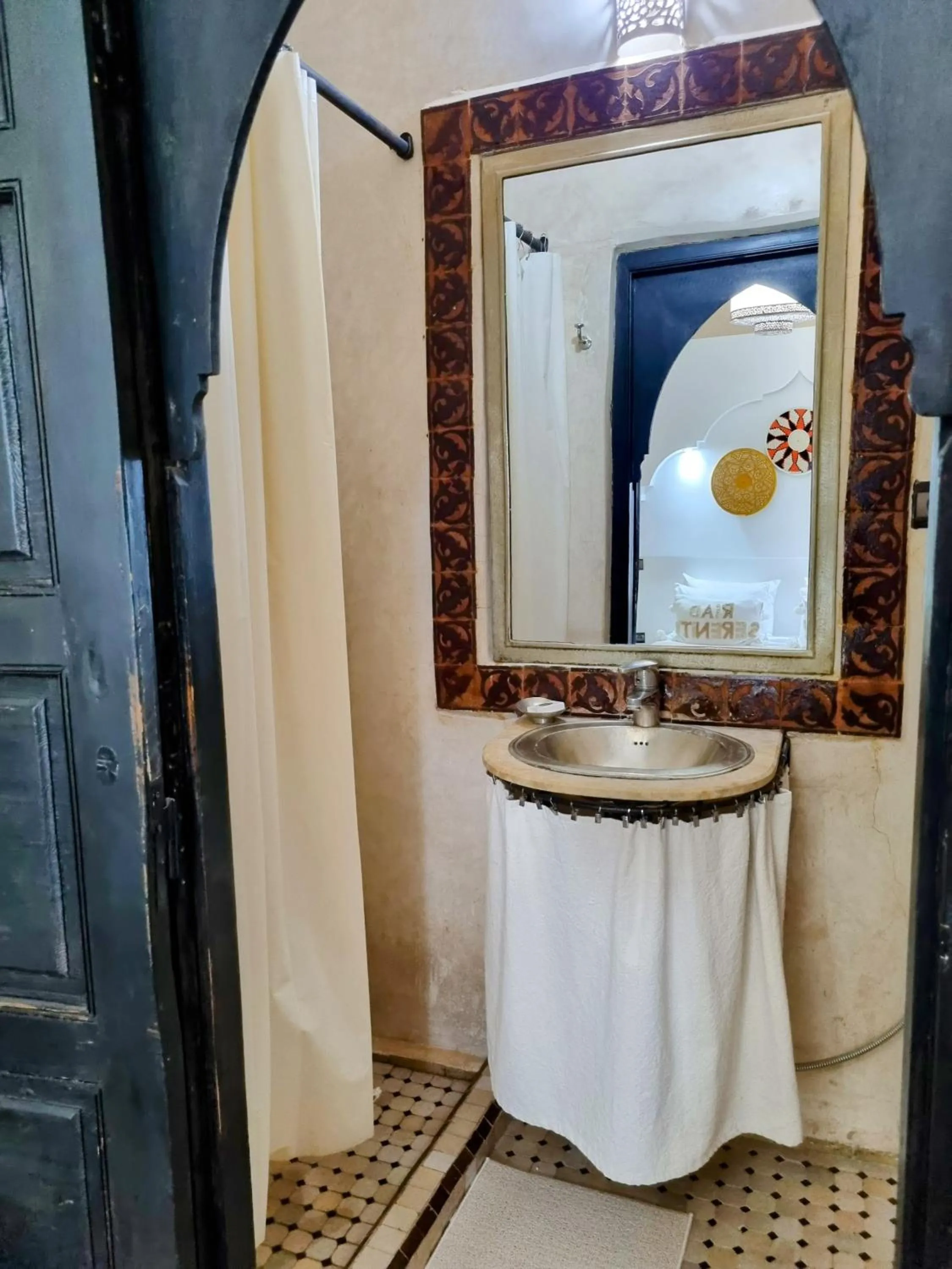 Shower in Riad dar serenity