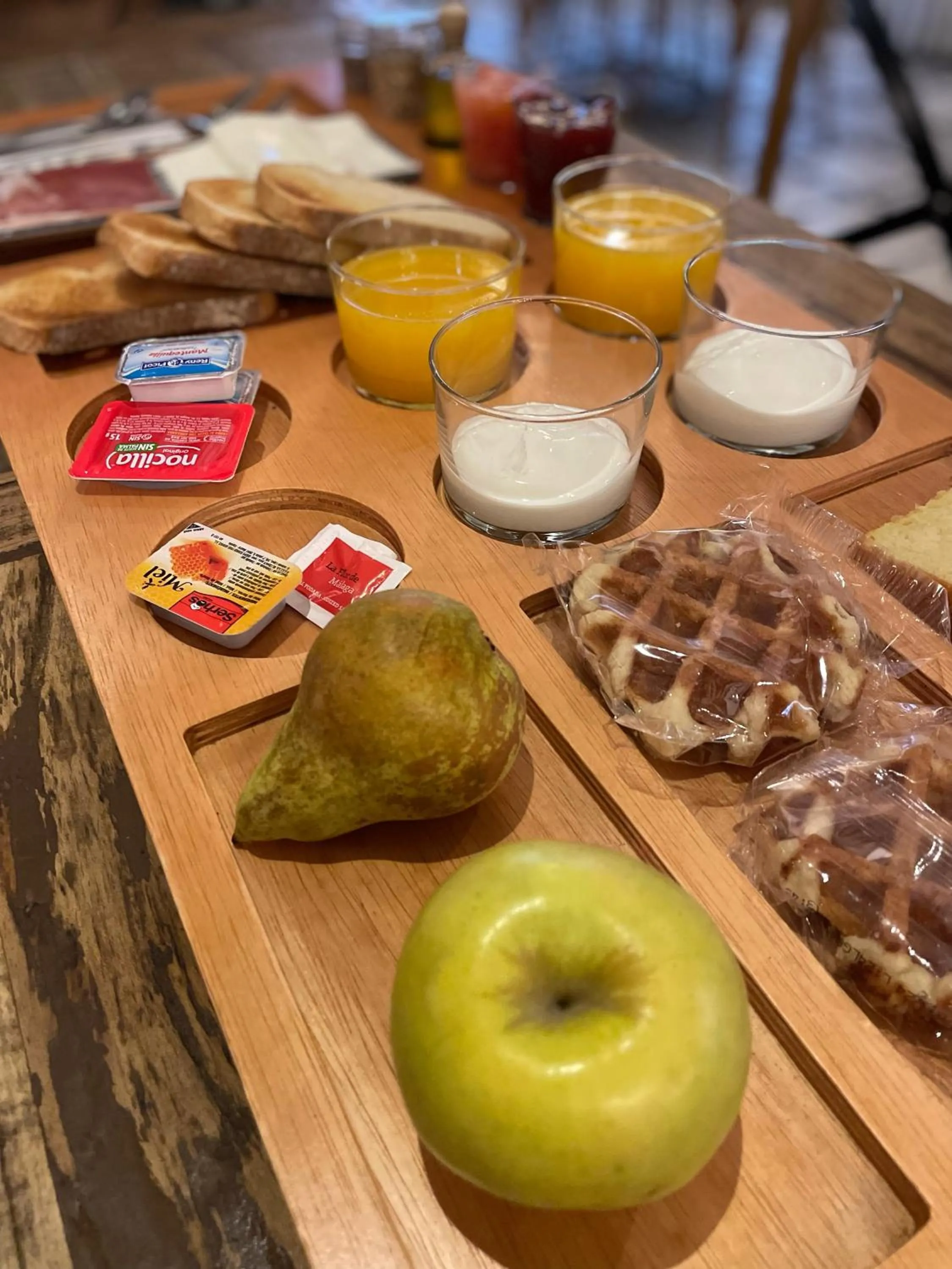 Breakfast in Hotel Casa Babel