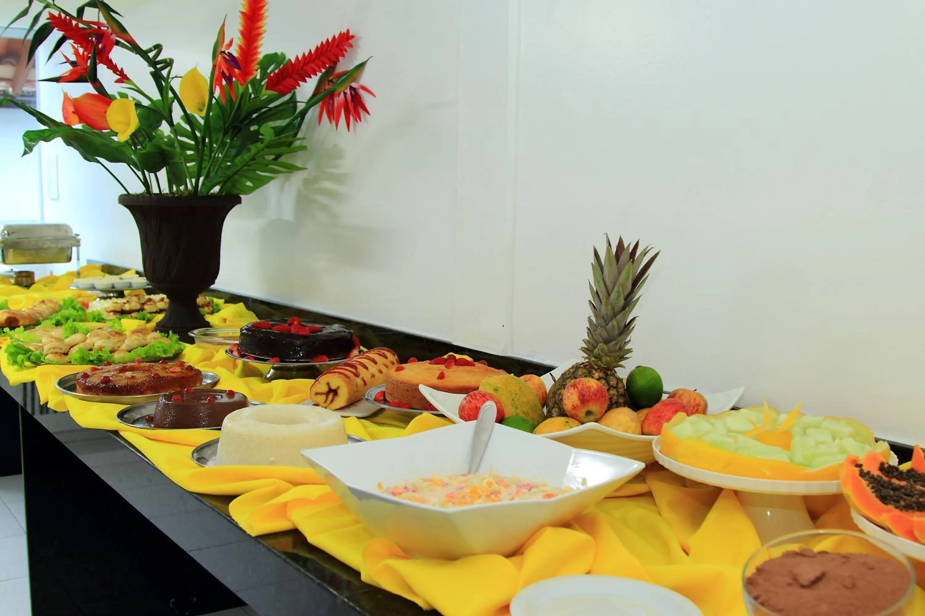 Buffet breakfast in Navegantes Hotel