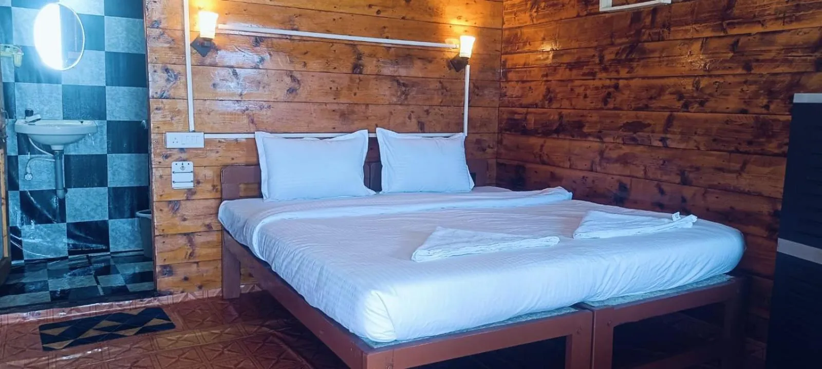 Bedroom in Lira Beach Place