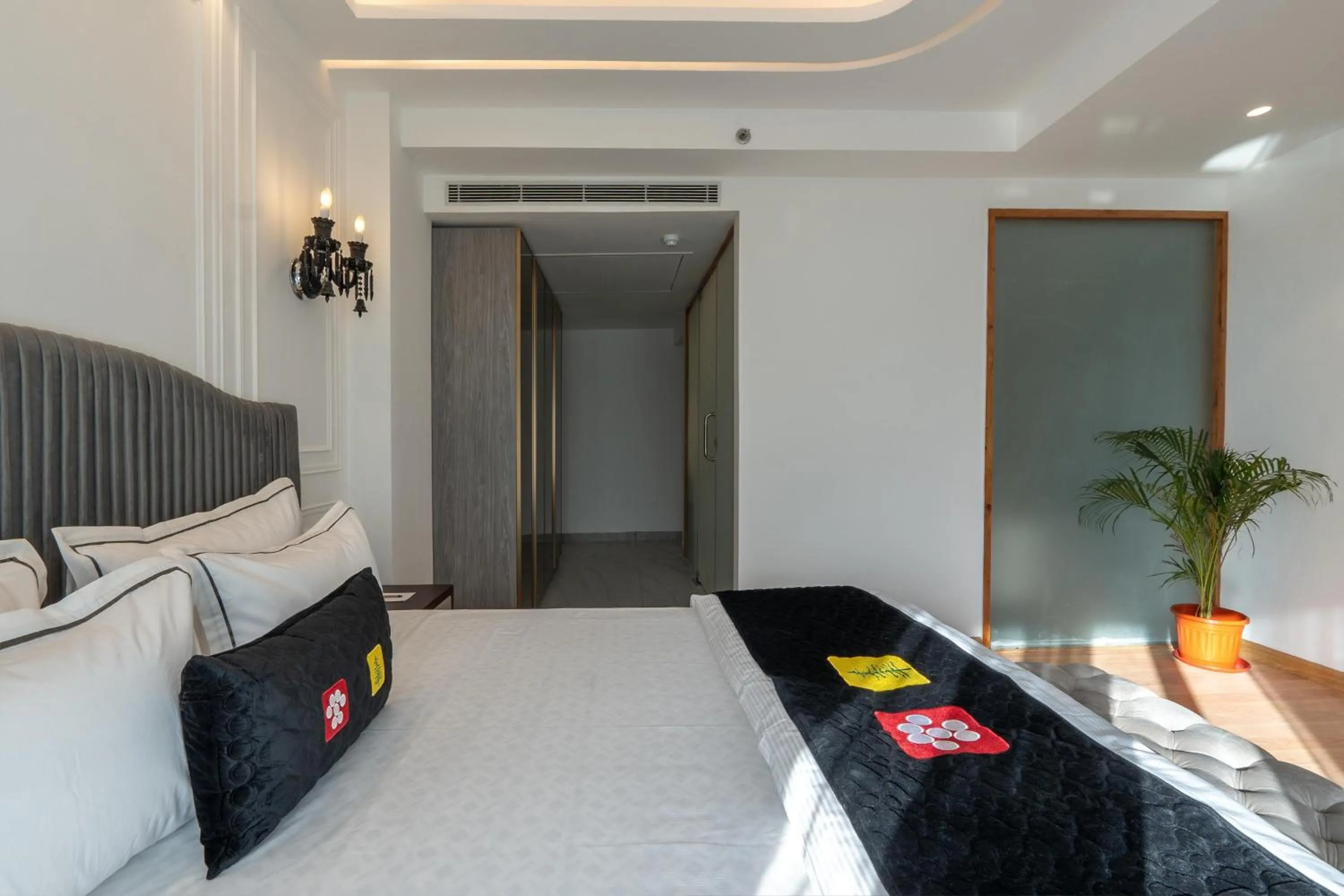 Mastiff Select Mandavya Dharamkot, McLeodganj