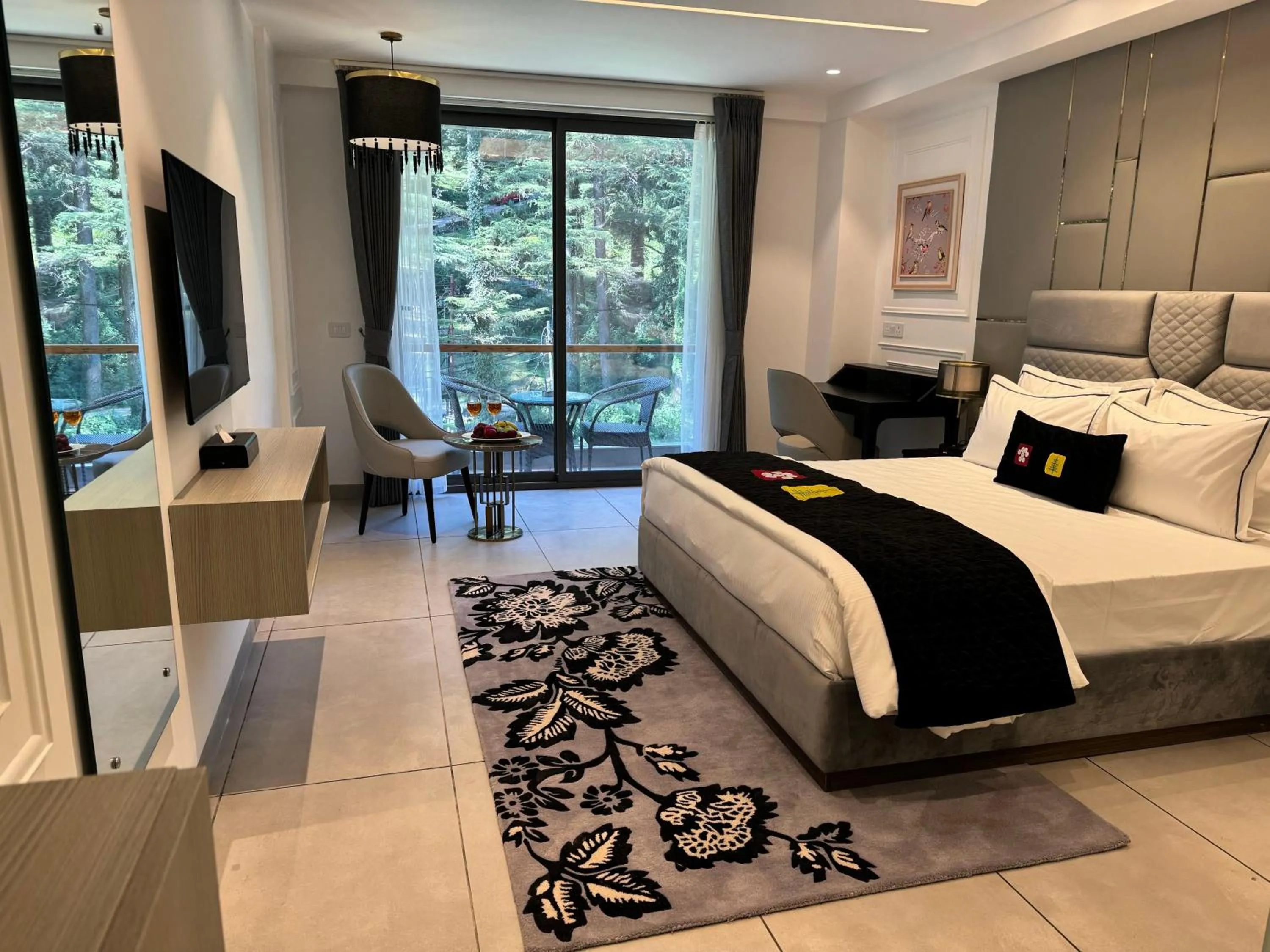 Photo of the whole room, Bed in Mastiff Select Mandavya Dharamkot, McLeodganj