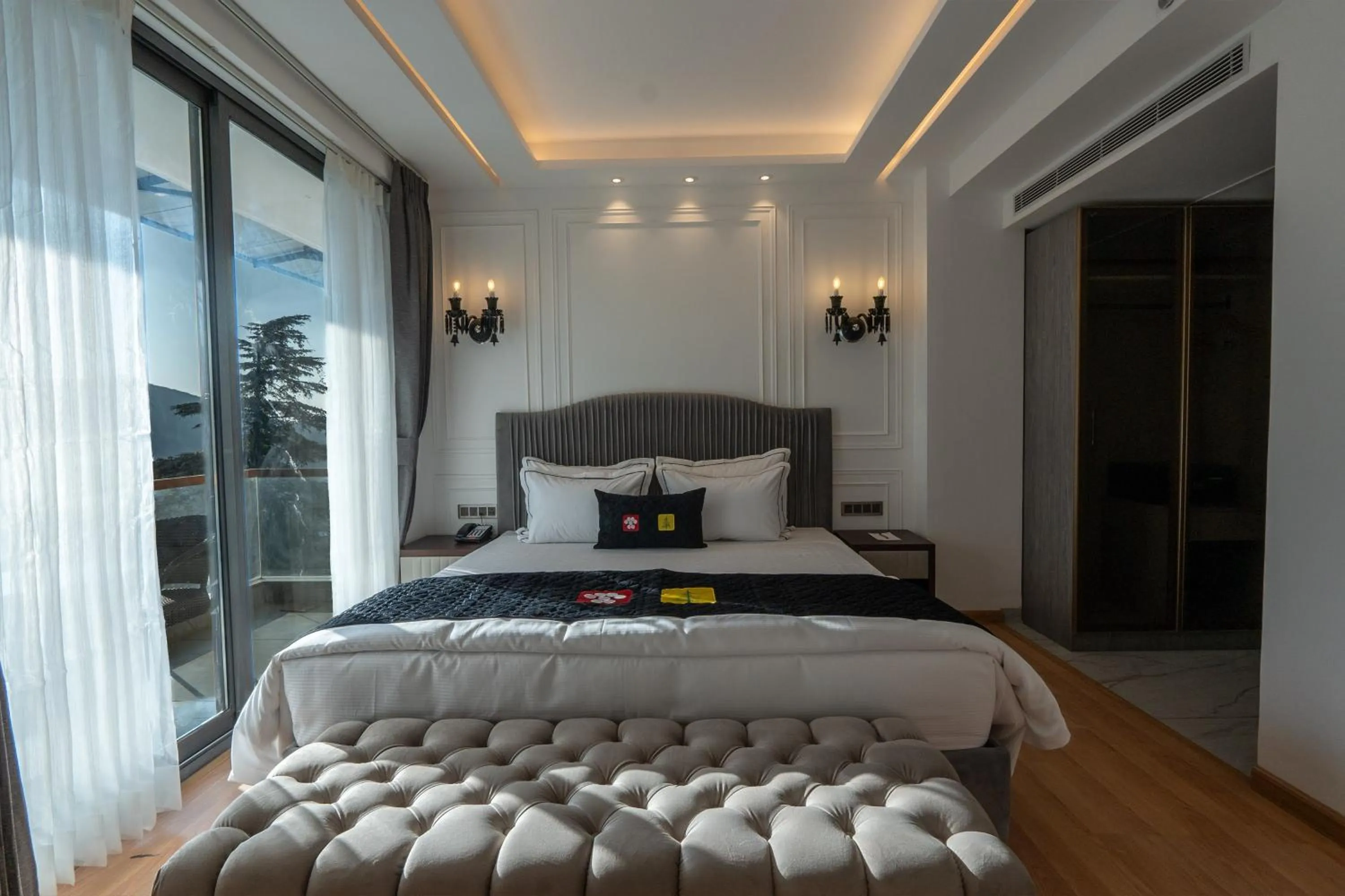 Bed in Mastiff Select Mandavya Dharamkot, McLeodganj