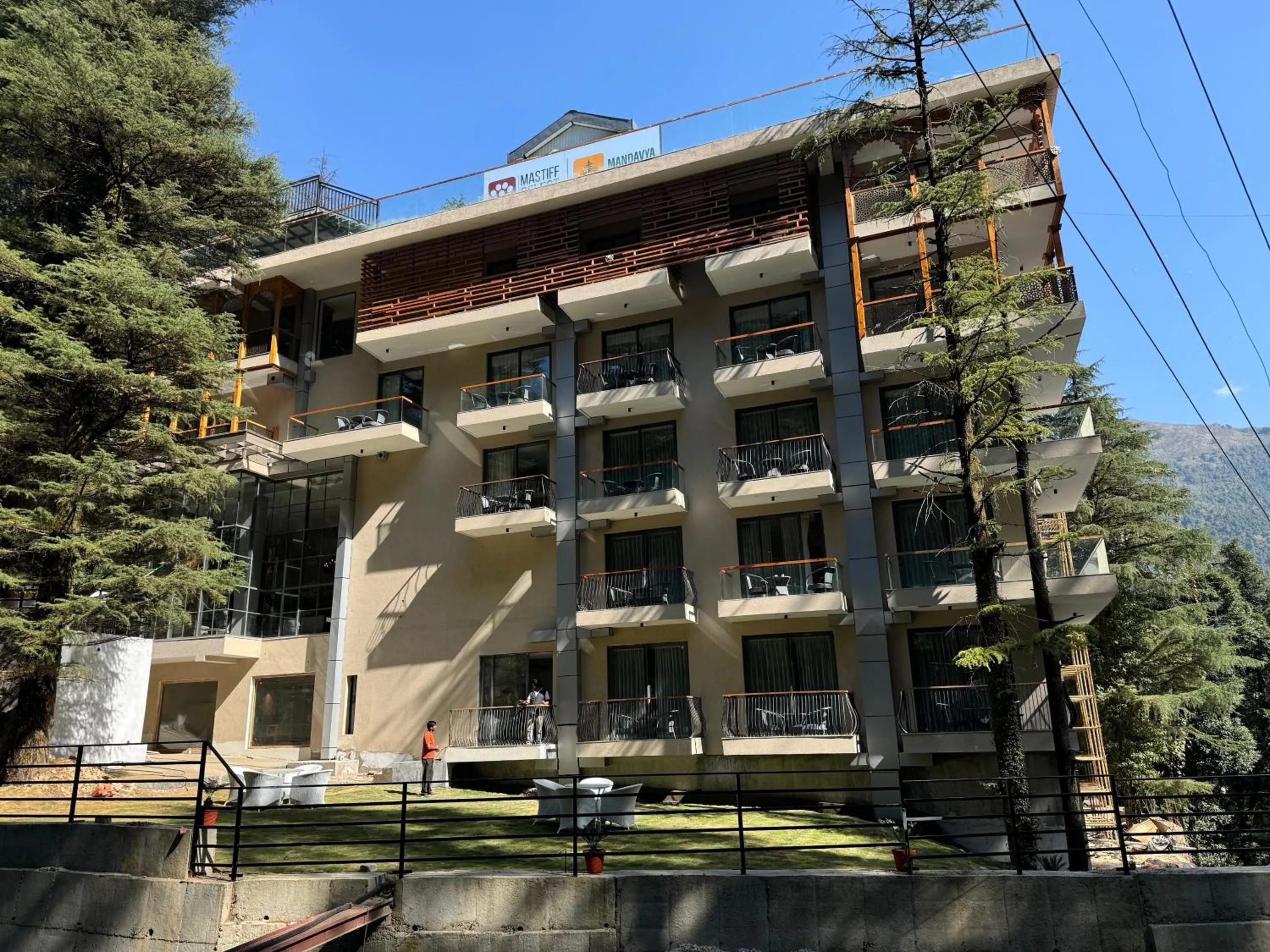 Property building in Mastiff Select Mandavya Dharamkot, McLeodganj