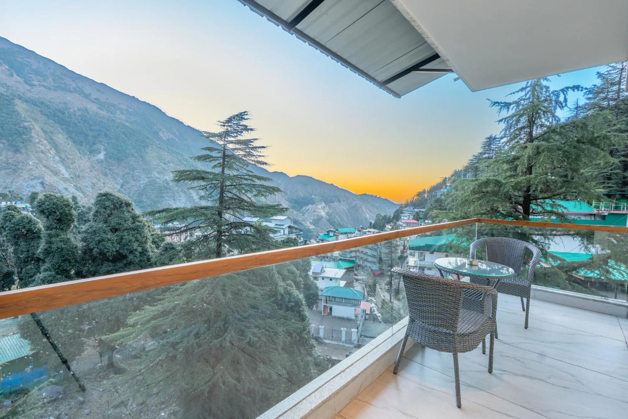 Mastiff Select Mandavya Dharamkot, McLeodganj