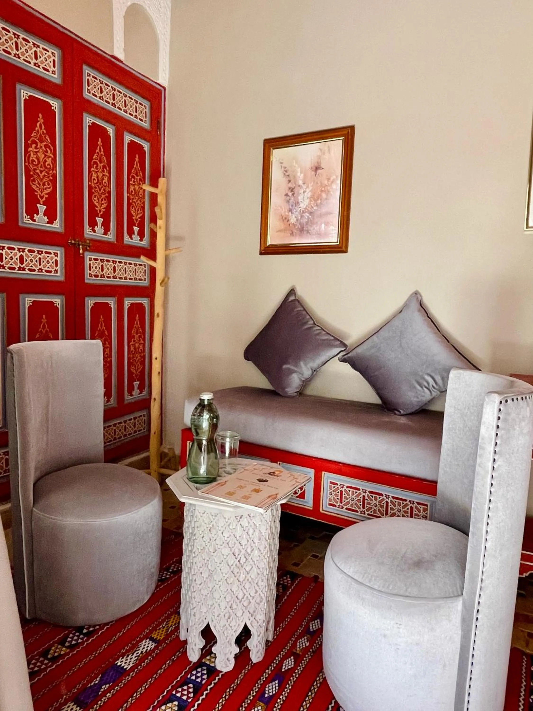 Photo of the whole room in Riad La Calèche